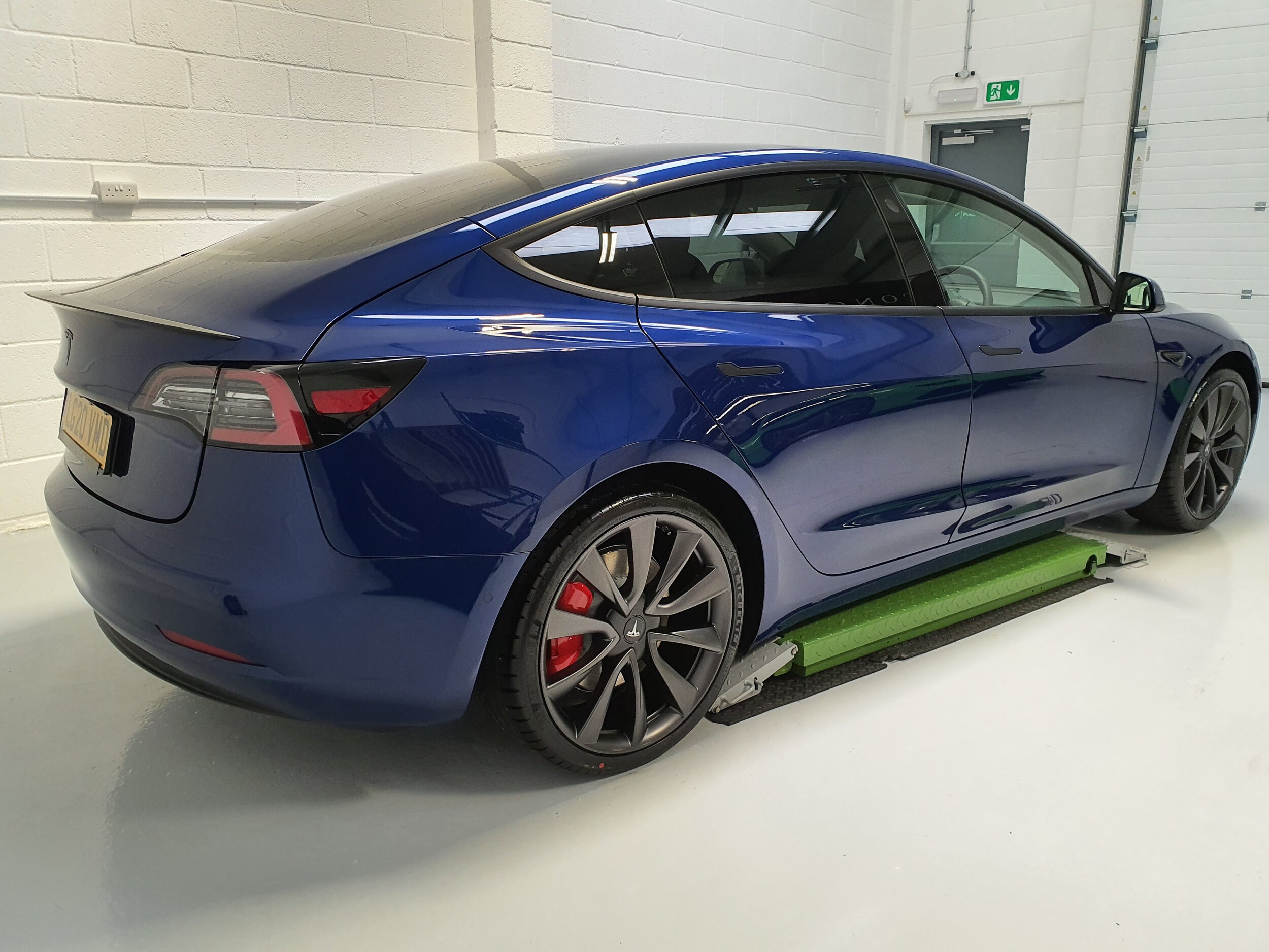 Tesla New Car Detail