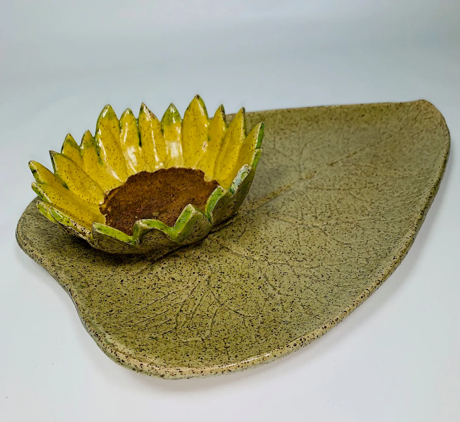  
  Lynne Puhalla Studios: BOOTH 619
     Nature inspired functional tableware and unique mixed media baskets   
 Visit Website 