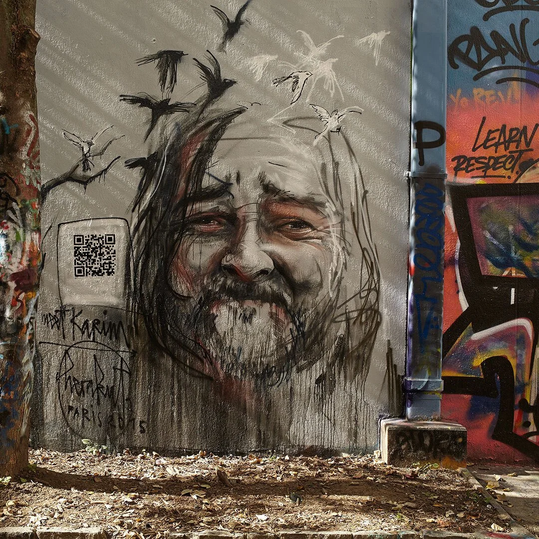 Artista de rua arrecadando doações em bitcoin, Paris.