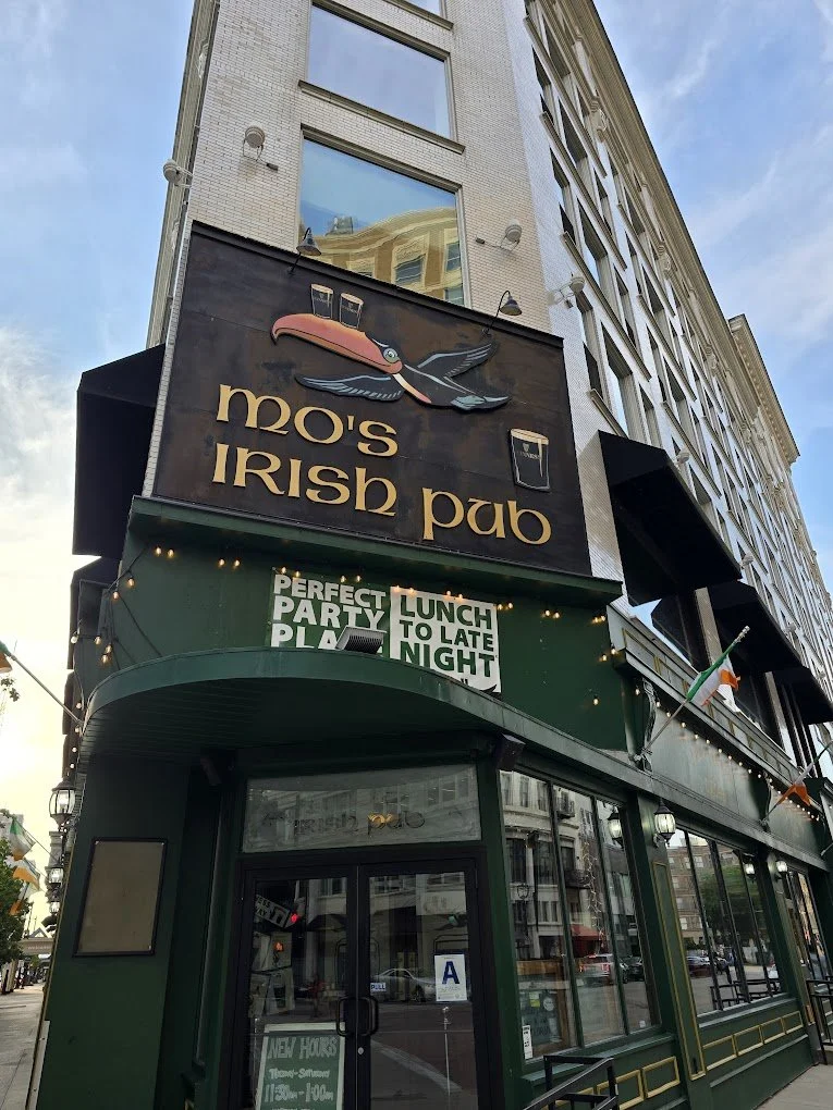 Mo's Irish Pub Downtown MKE