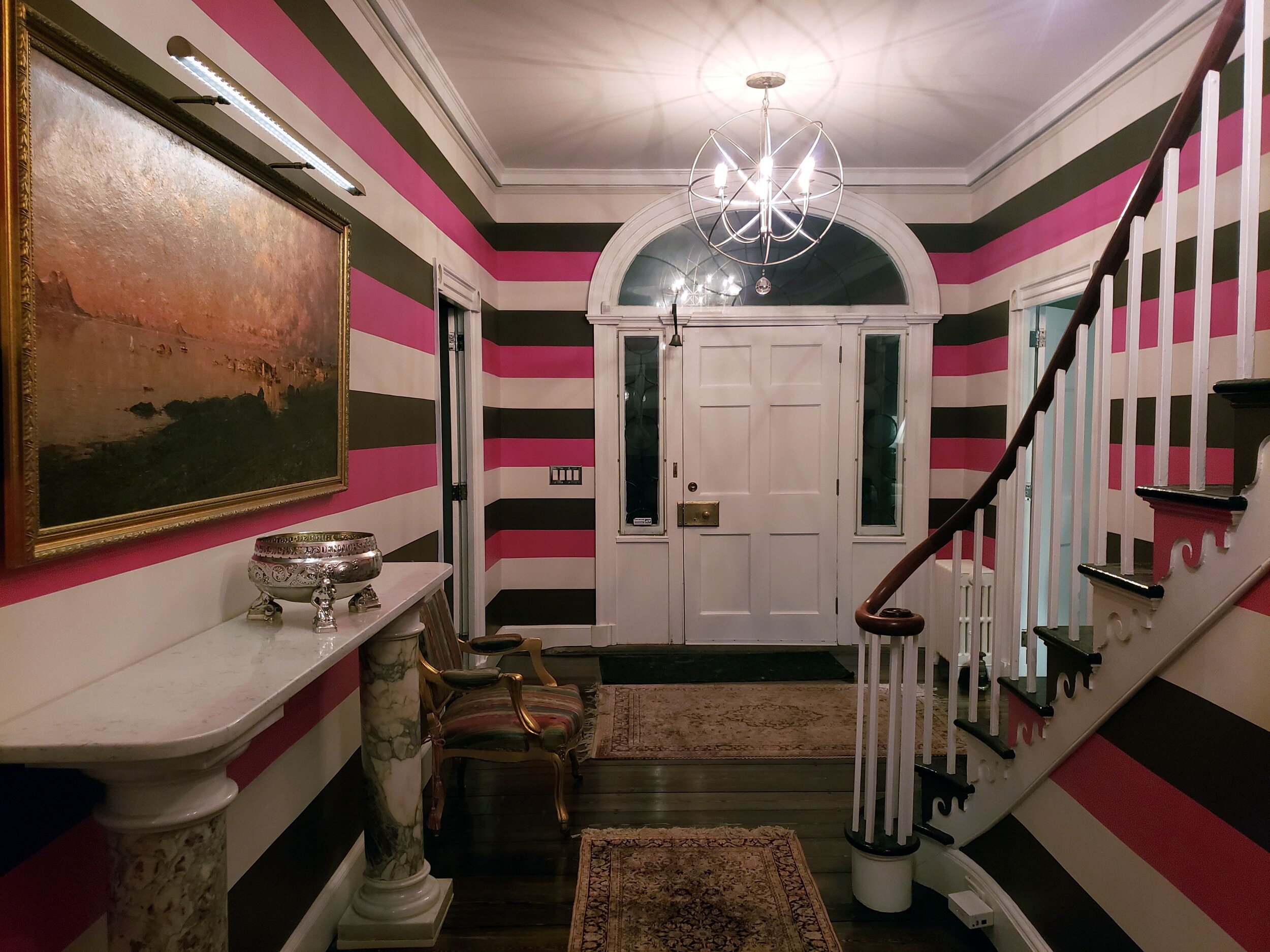 Hallway2.jpg