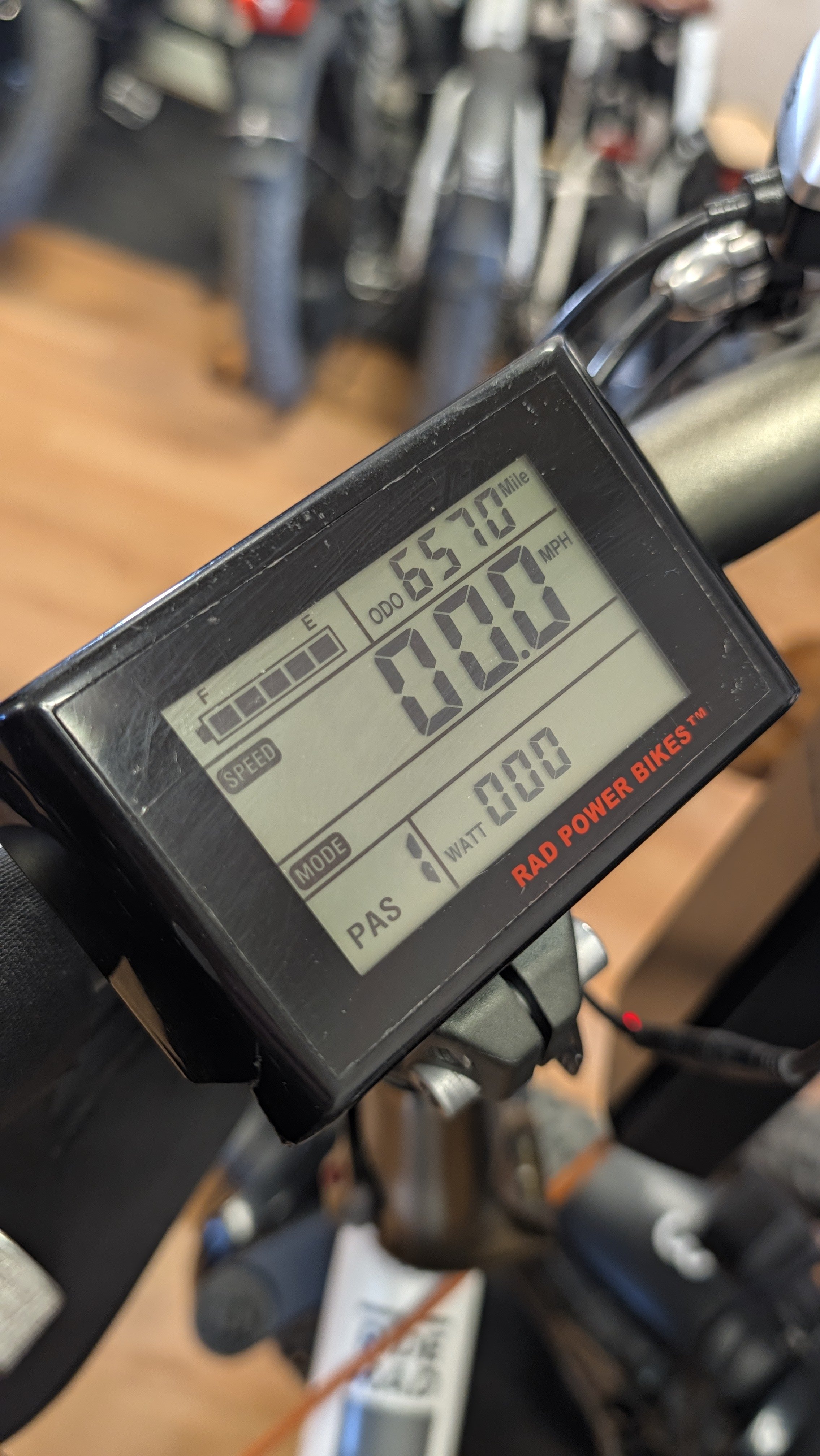 The control screen on the e-bike has all pertinent information about your ride in detail.