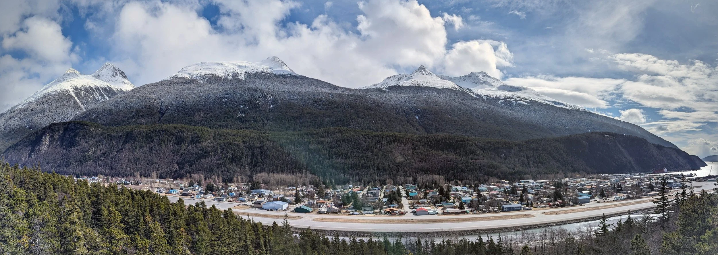 Birds eye view of Skagway from the Overlook