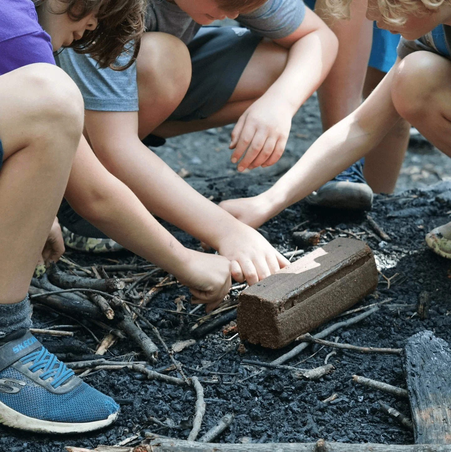 Teamwork isn&rsquo;t just a skill &mdash; it&rsquo;s a life lesson. 🤝💛
When kids learn to work together, they learn how to:
✨ encourage someone else
🗣️ communicate clearly
🧠 solve problems as a team
🙌 celebrate wins together
💪 keep going when t