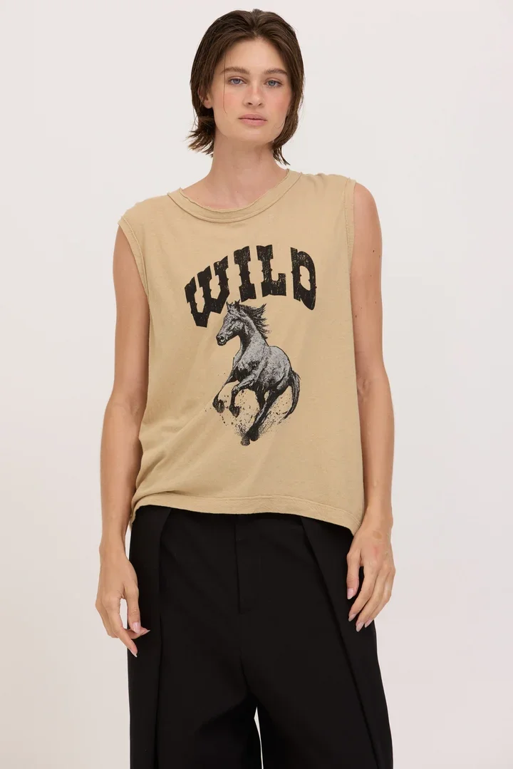 Wild Tank Camel