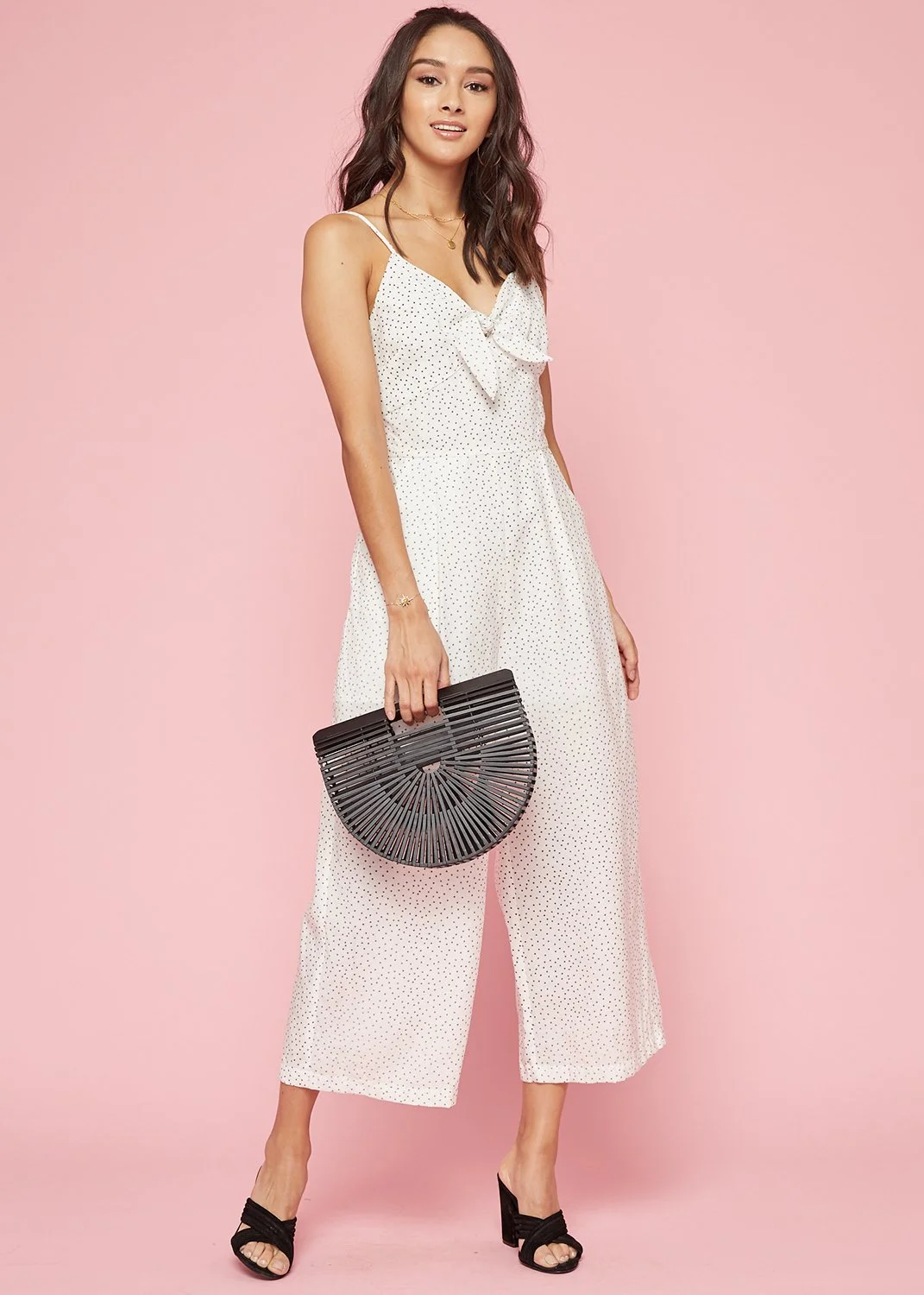WRBL0717_WHITE_BLACK_1.jpg