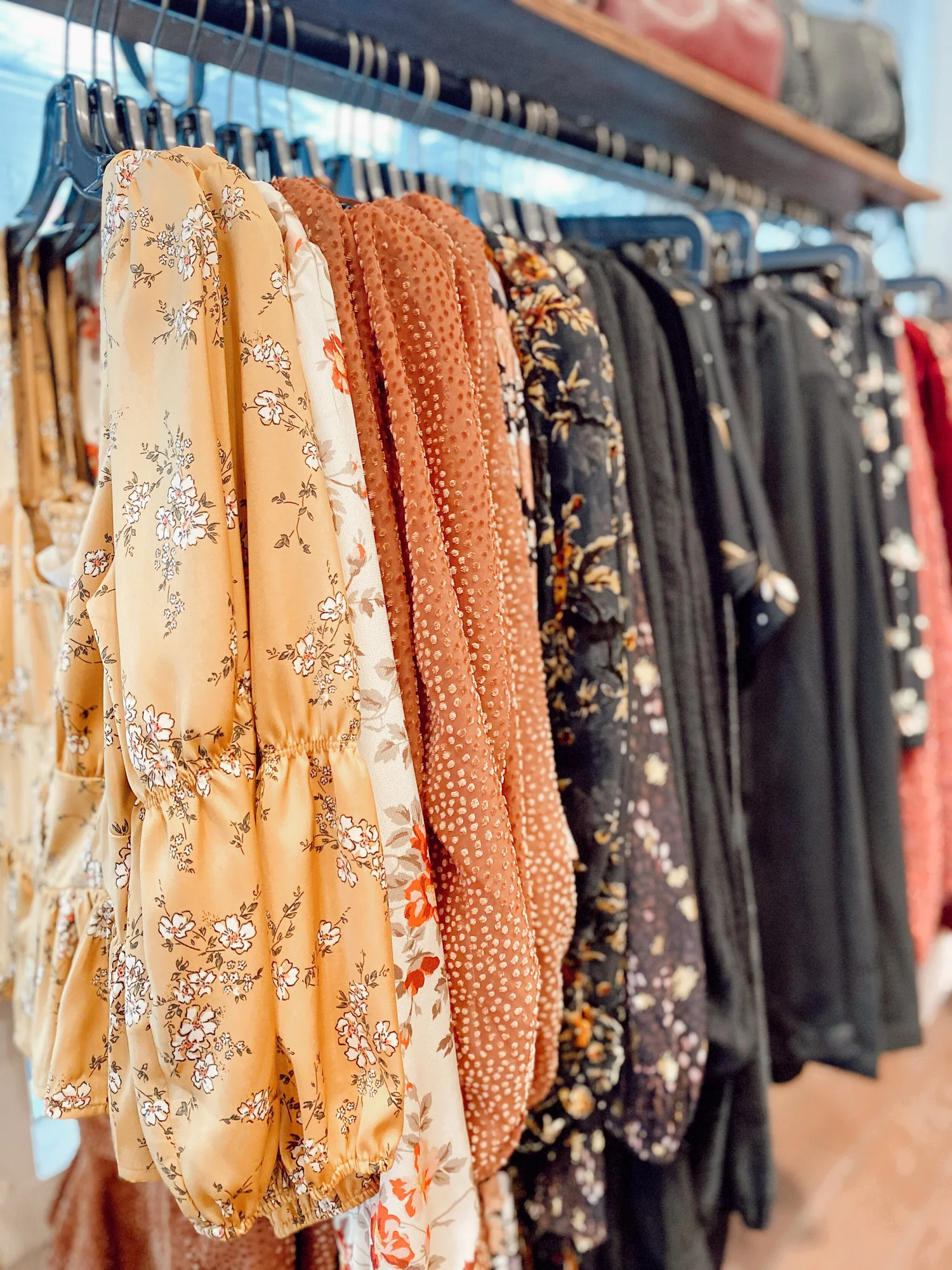 amazon dresses summer WIHOLL Summer Dresses for Women Beach Vacation Clothes Cruise Resort Wear  Outfits 2026 Sun Dress Flowy Midi Maxi Dresses for Seniors Sundresses  Spring Dresses Beige Gingham S at Amazon Women's Clothing store