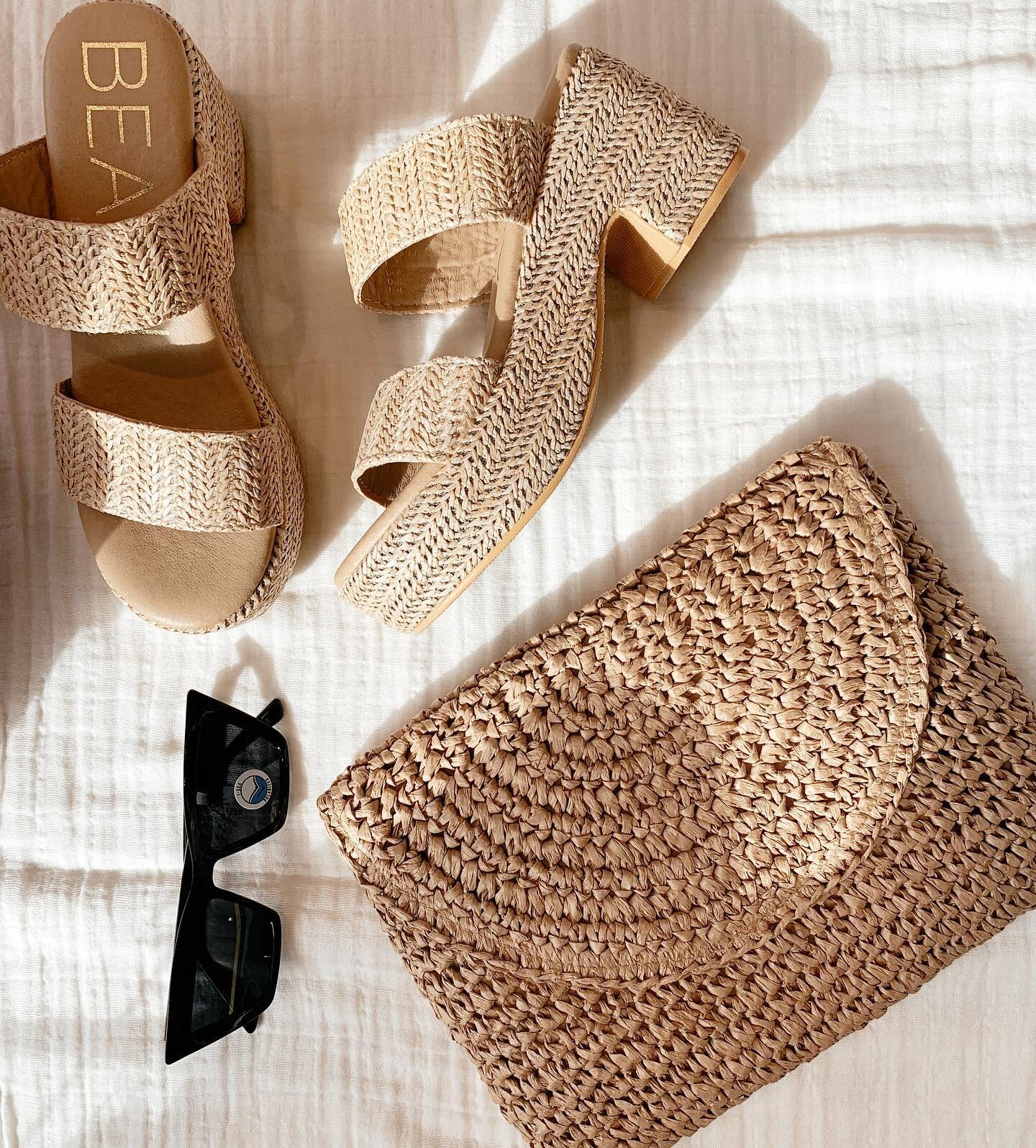 Accessories can MAKE an outfit🤍These Ocean Ave Platform Sandals are perfect for any outfit and occasion this season👡And of course you need the Anita Woven Crossbody to match🤍Then don&rsquo;t forget a pair of sunnies on you at all times🕶️

Shop th
