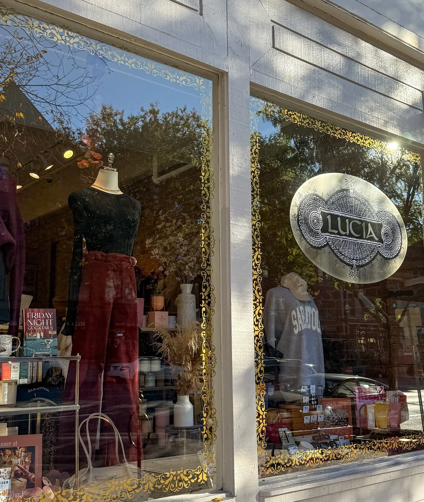 How could you walk by? This is your sign to shop at Lucia! ✨🛍️

We have tons of new arrivals + products in  stock! Shop in store + online today!
.
.
.
#luciaboutique #newarrivals #boutiqueshopping #shopsmall #saratogasprings #saratogany