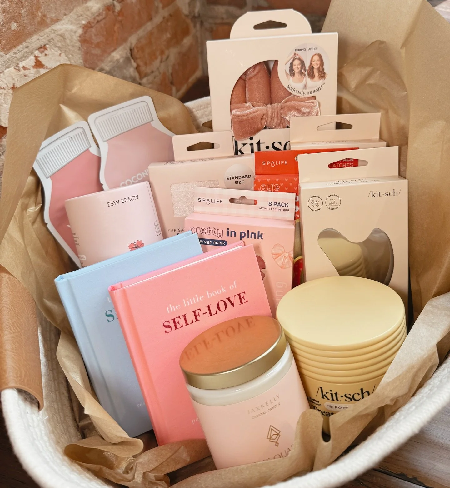 Prepping for a snowed in weekend? ❄️ Don&rsquo;t forget your self care essentials! 🤍 Come shop all self care and new arrivals from @mykitsch in store at Lucia!
.
.
.
#kitsch #mykitsch #selfcareroutine #selfcareessentials #saratogasprings