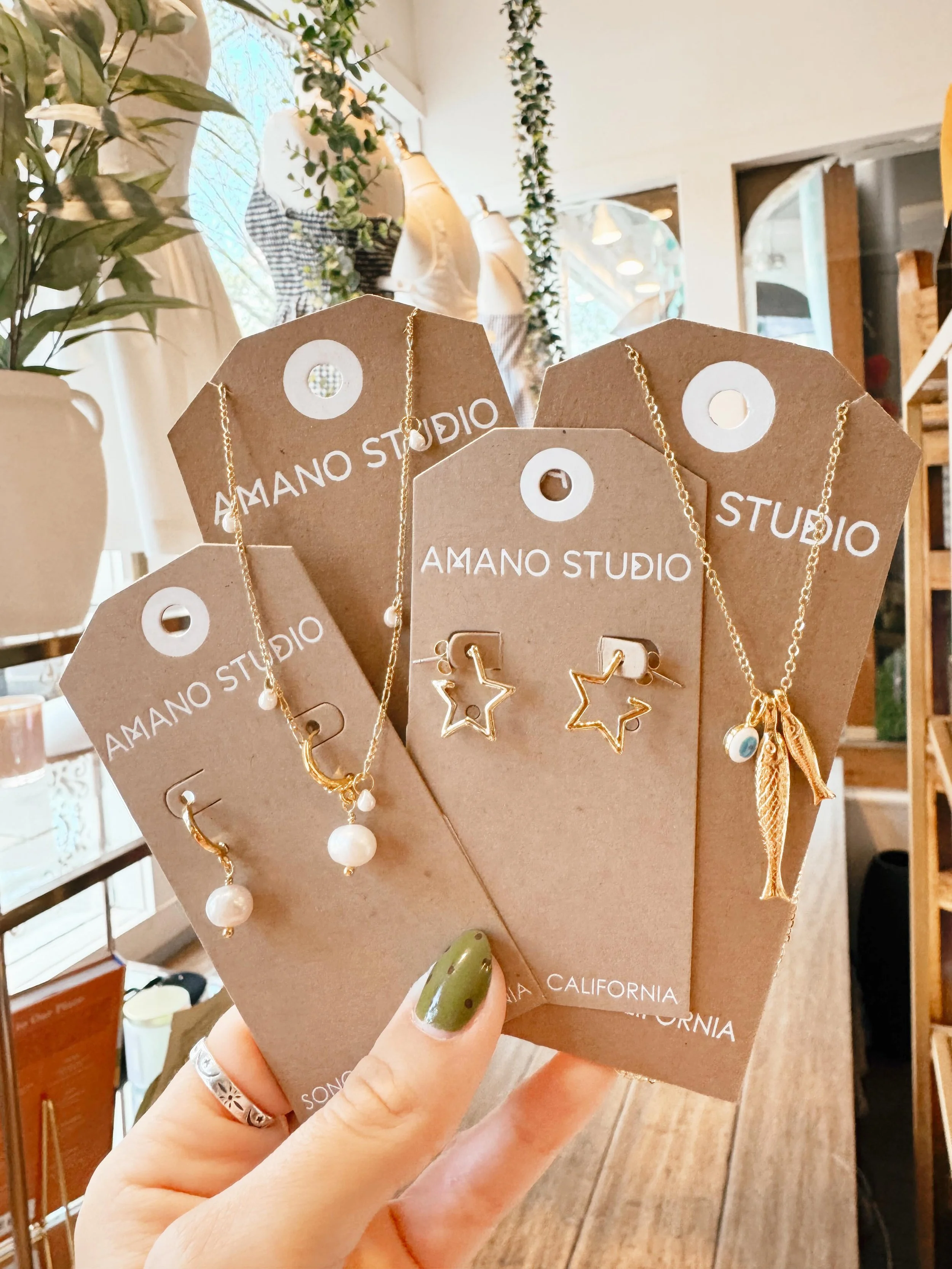 Everyone&rsquo;s favorite Amano Studio jewels are back in stock!!! Stop in to shop!✨
&bull;
&bull;
&bull;
#jewleryinspo #amanostudiojewelry #saratoga #newarrivals #shopsmall