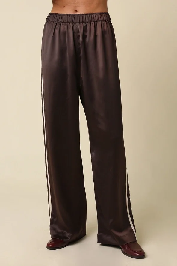lee stripe 1.webp
