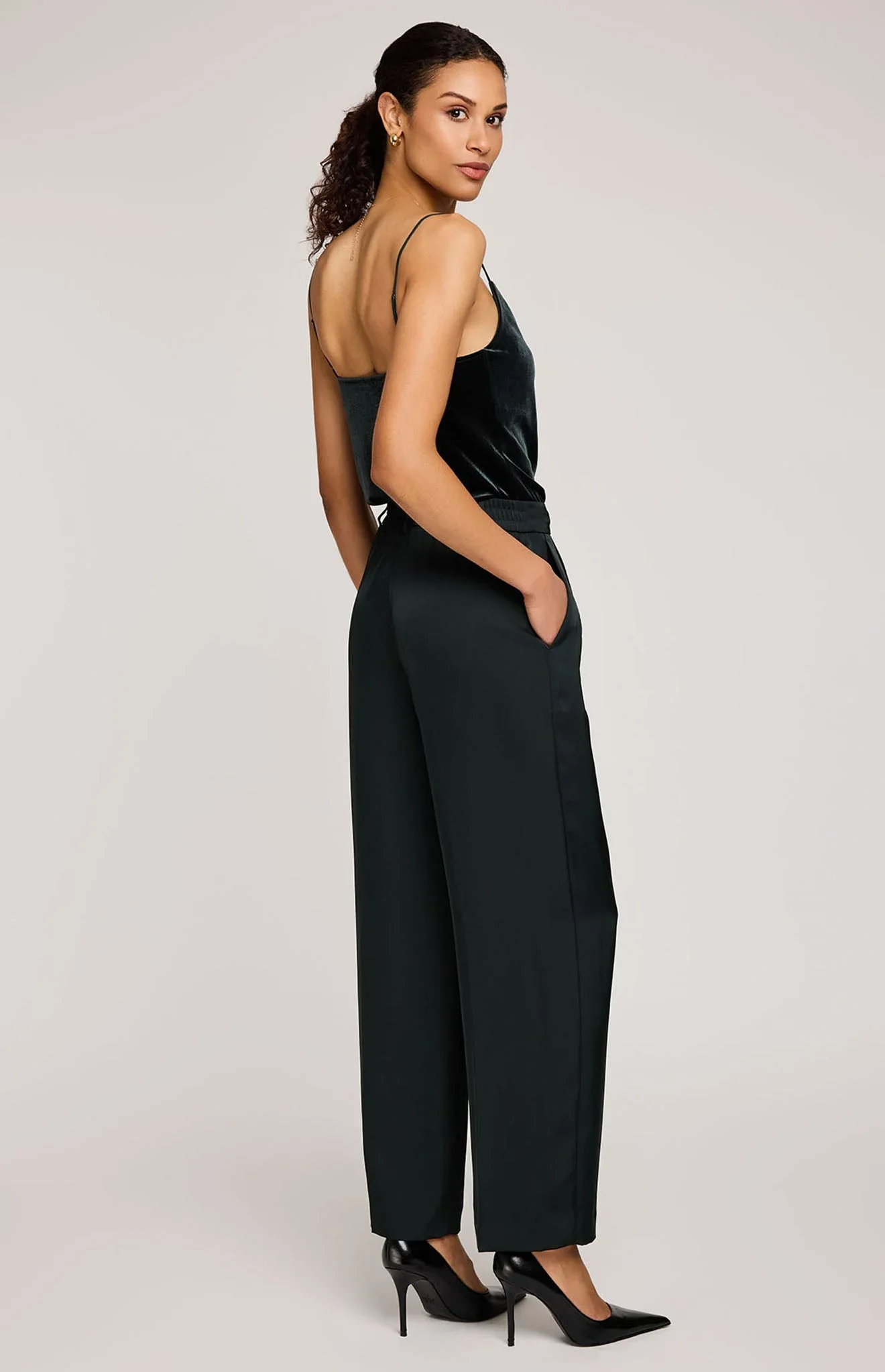 satin pant back.webp
