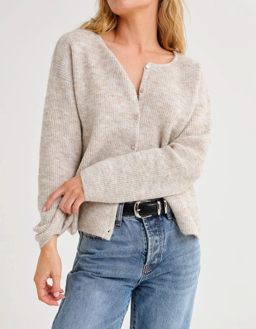 Newport_Cardigan_Oatmeal_Heather_033-22-2.webp