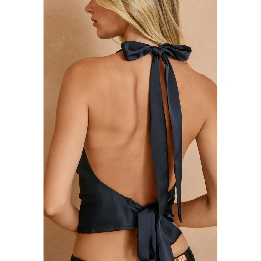 halter tie back 2.webp