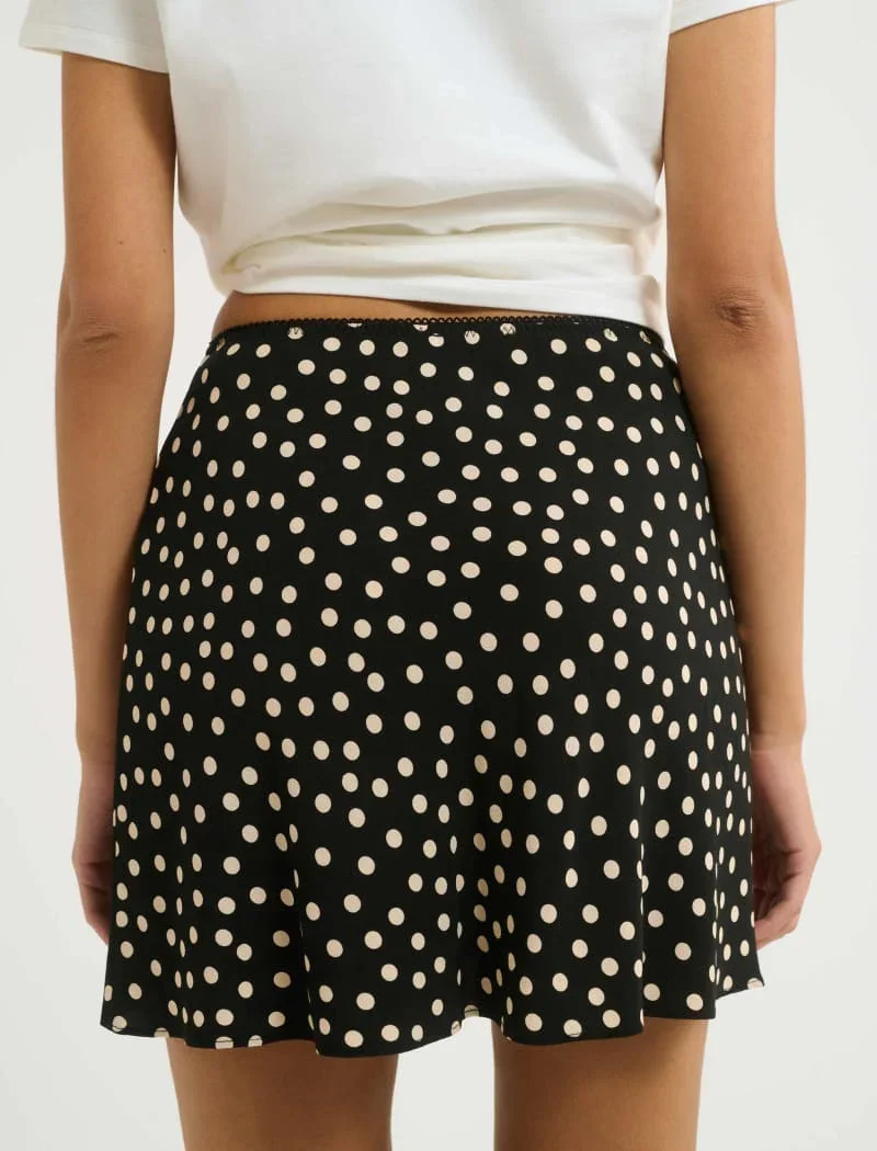 silhouette-mini-skirt-ditsy-dot-coming-soon-sync-draft-rumored-924.webp