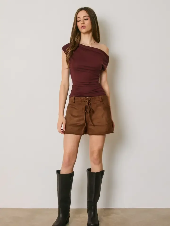 one shoulder 4.webp