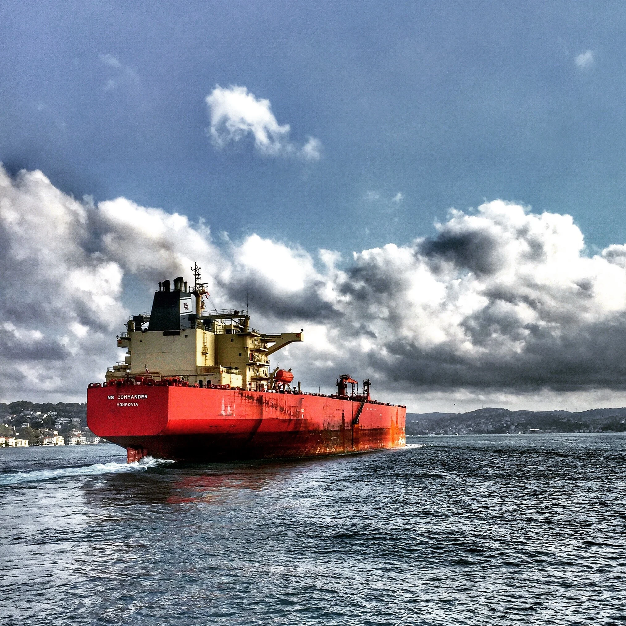 bosphorus-cargo-cargo-ship-672460.jpg