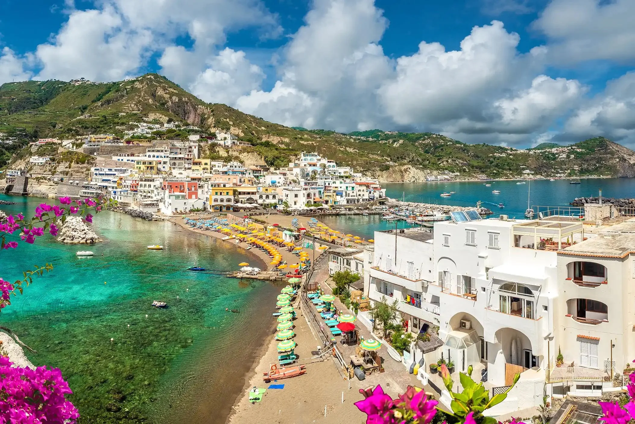 Photographs &amp; images courtesy of Four Seasons Yachts.