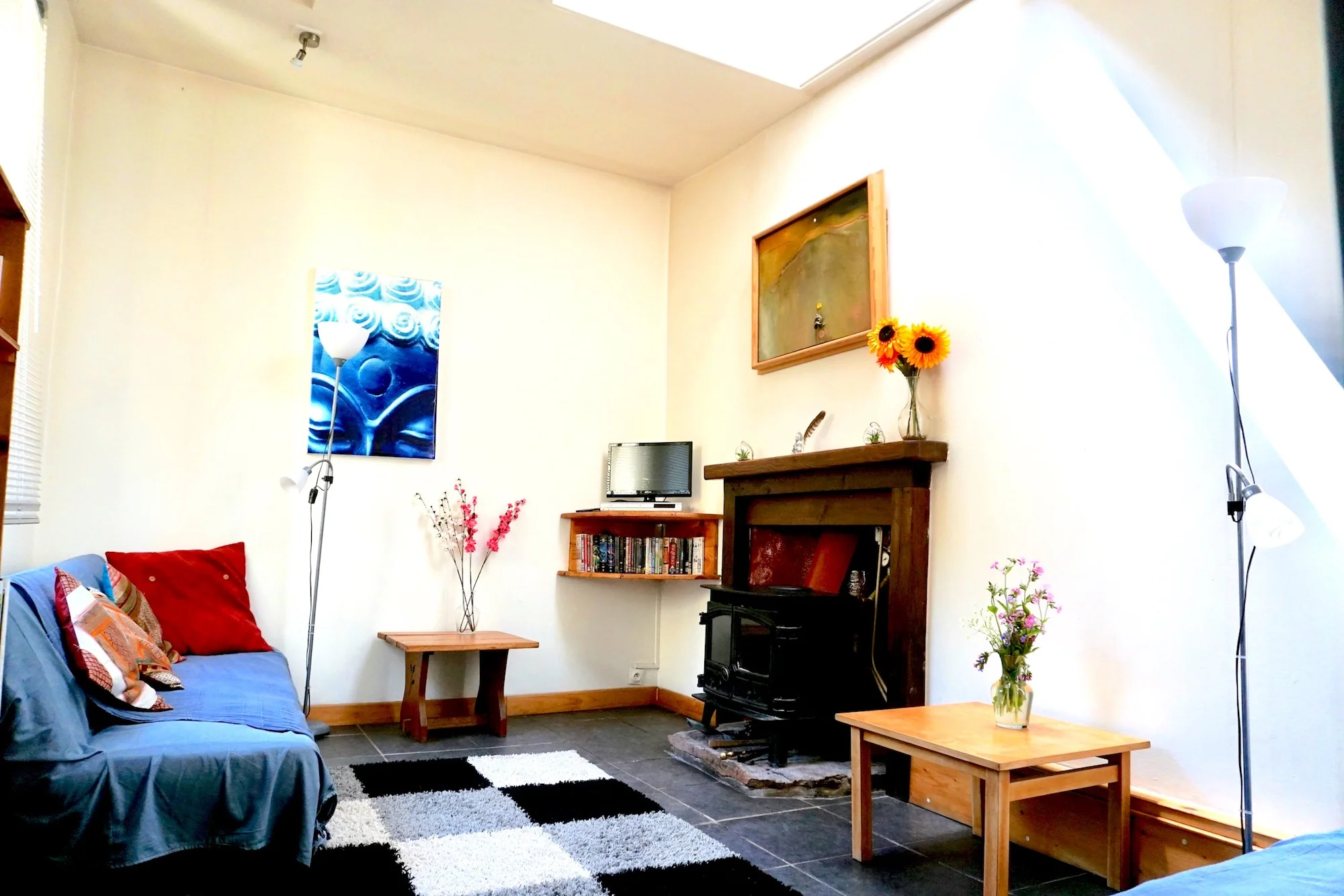 cottage lounge.jpg