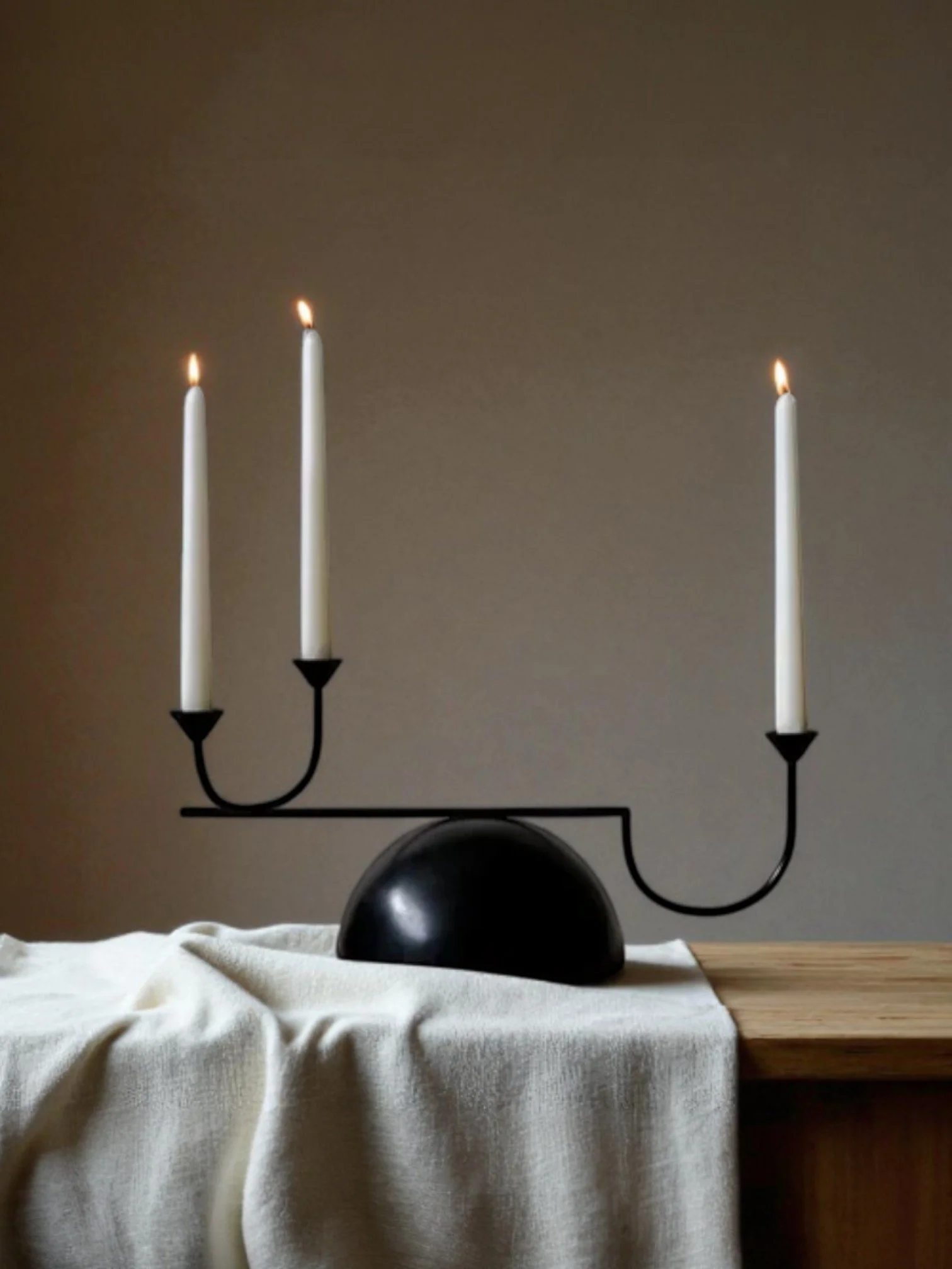  Saman Candle Holder