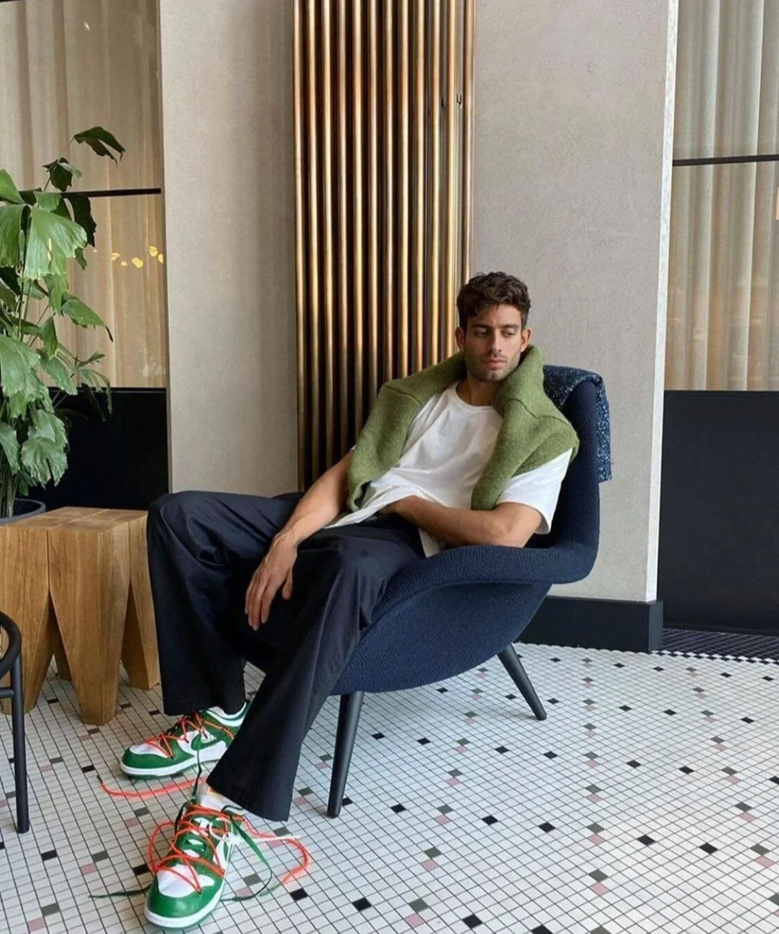  Chilling in Style  Photo Credit:  Minimalbeast  