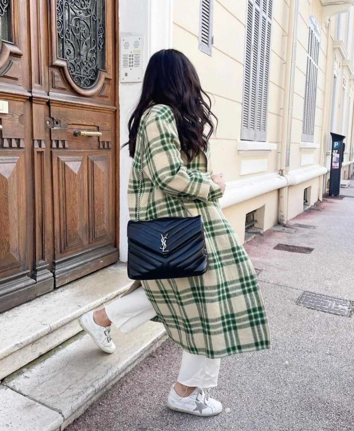  PHOTO CREDIT:  @thepeachskin  