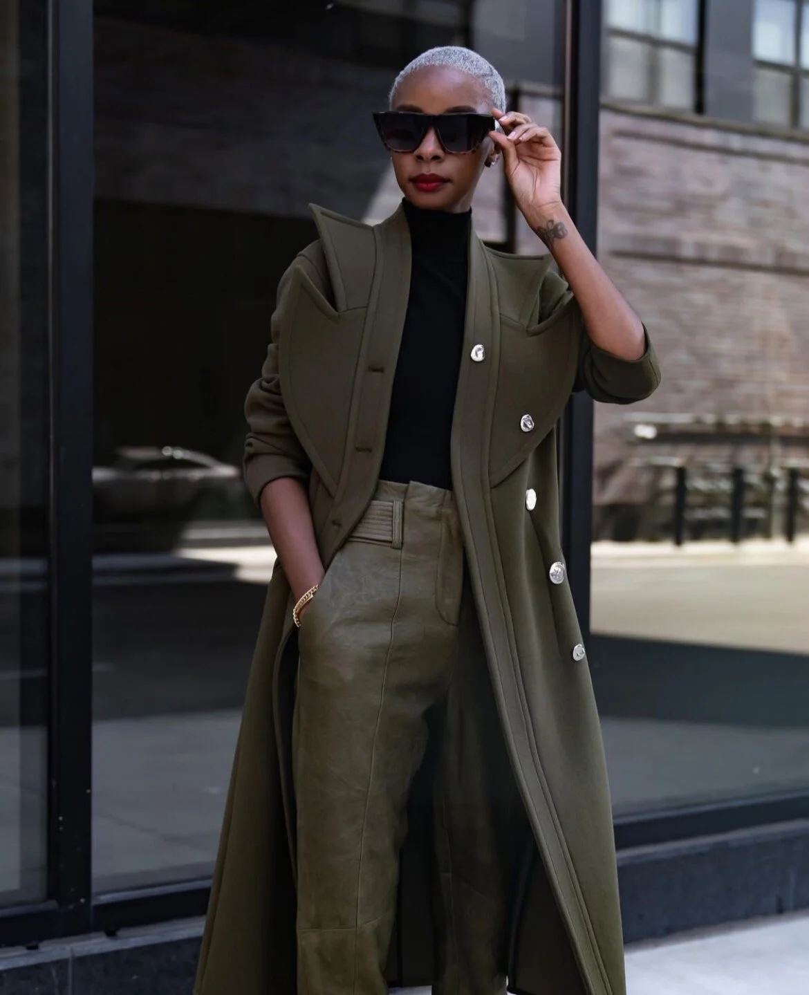  PHOTO CREDIT:  @signedblake  