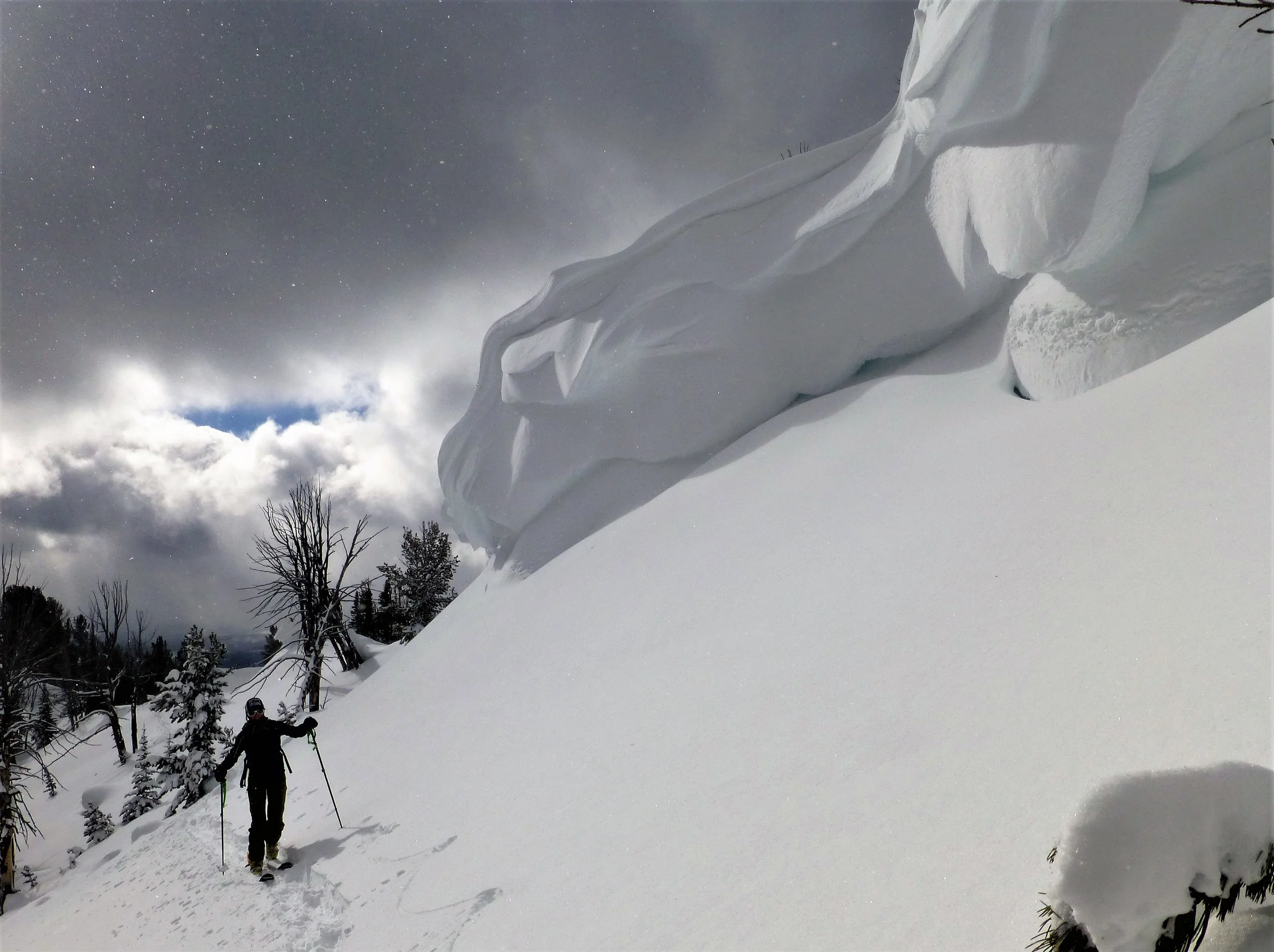 cornice .jpg