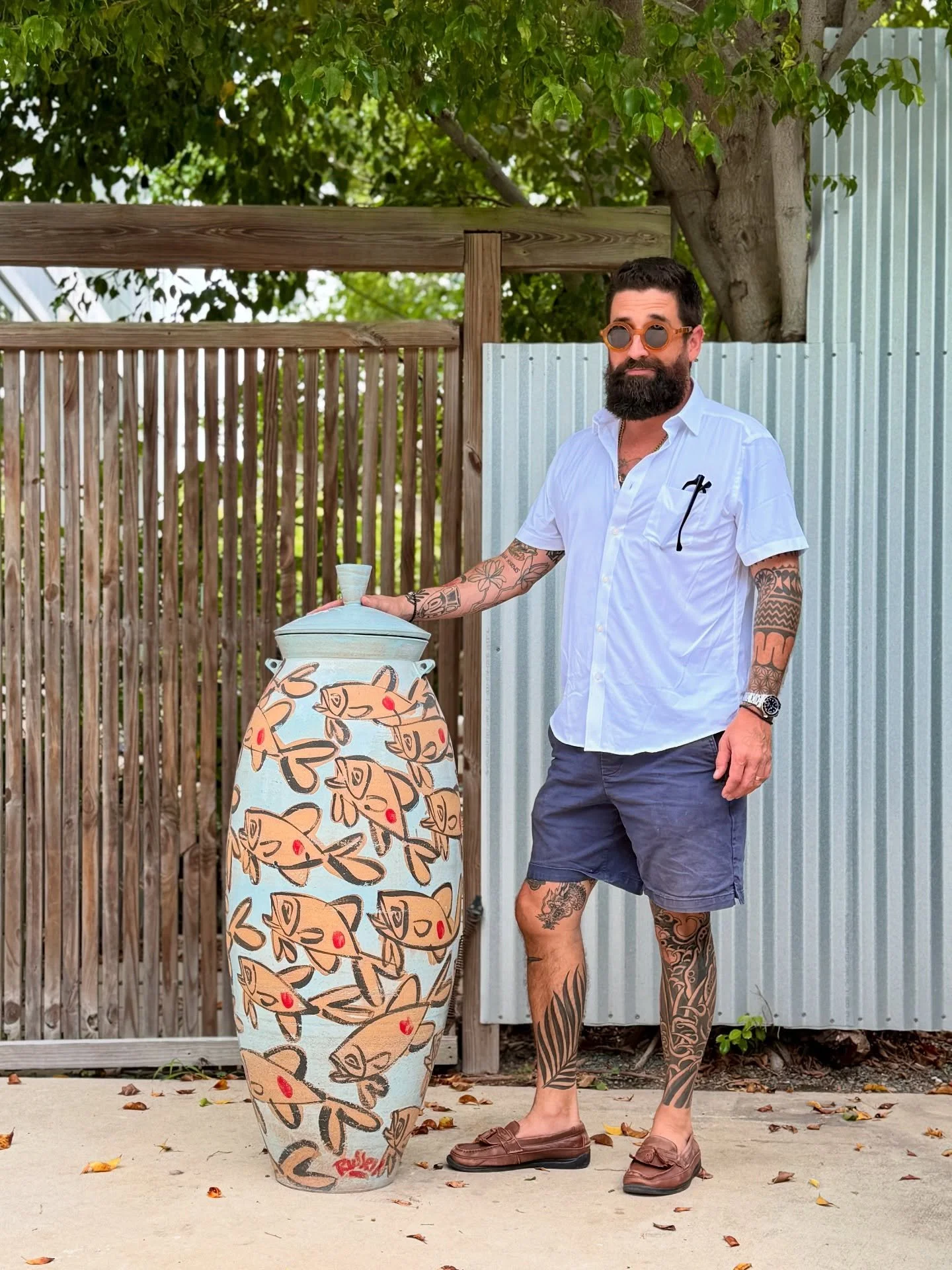 Little snippets from the deep summer in Key West. 

Good living.

Come visit soon
🐅AR

#keywestpottery
#adamrussell
#kellylever
#keywestartists