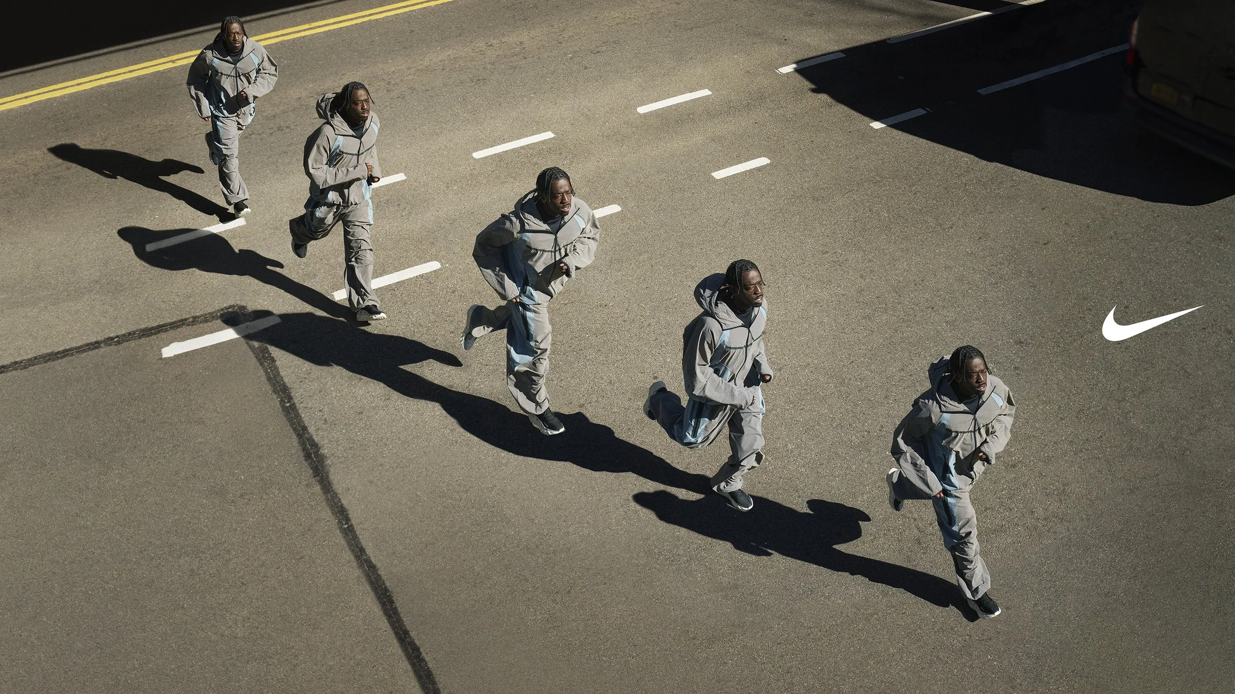 NIKE MENS TECH CAMPAIGN