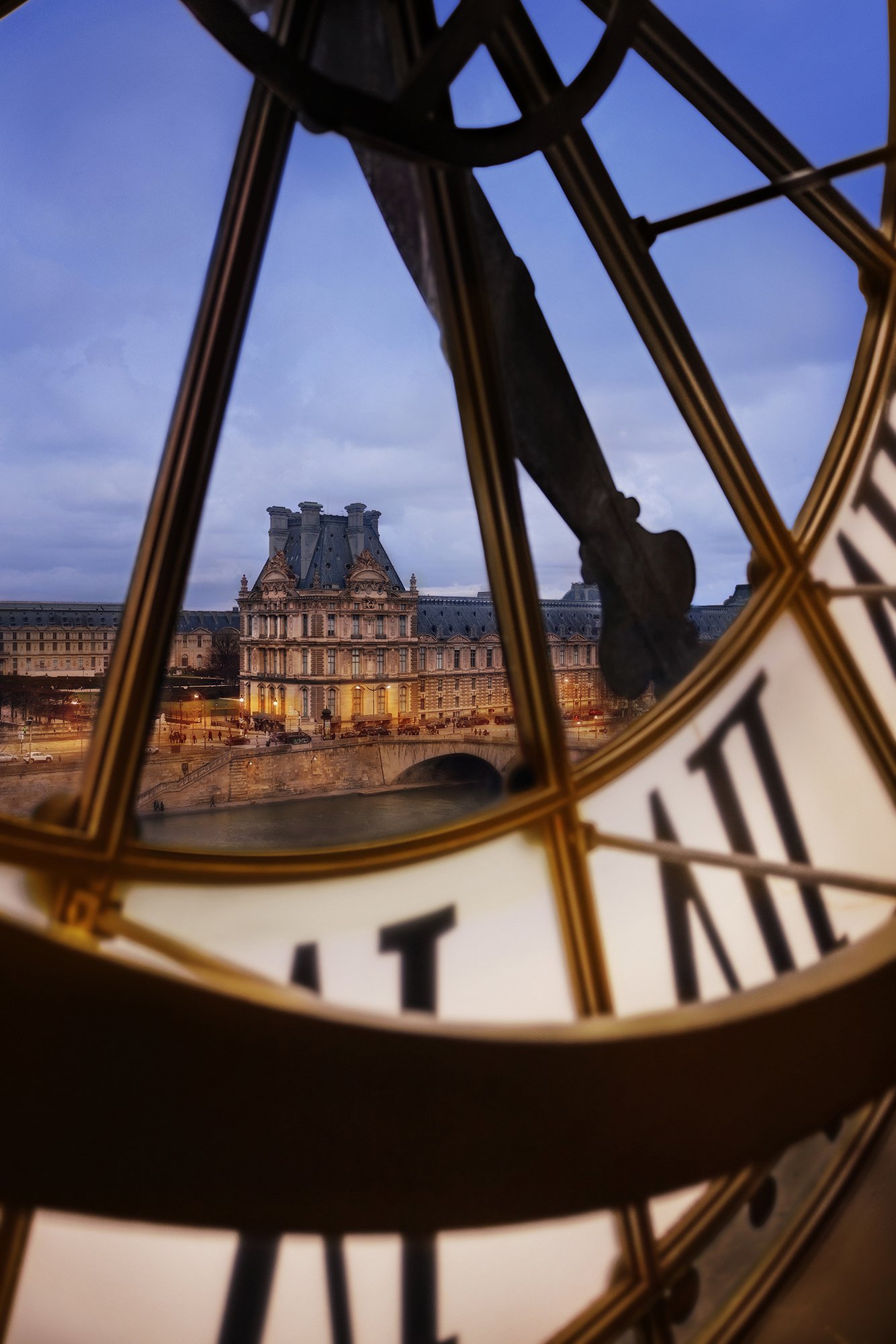 AIRBNB x PARIS OLYMPICS