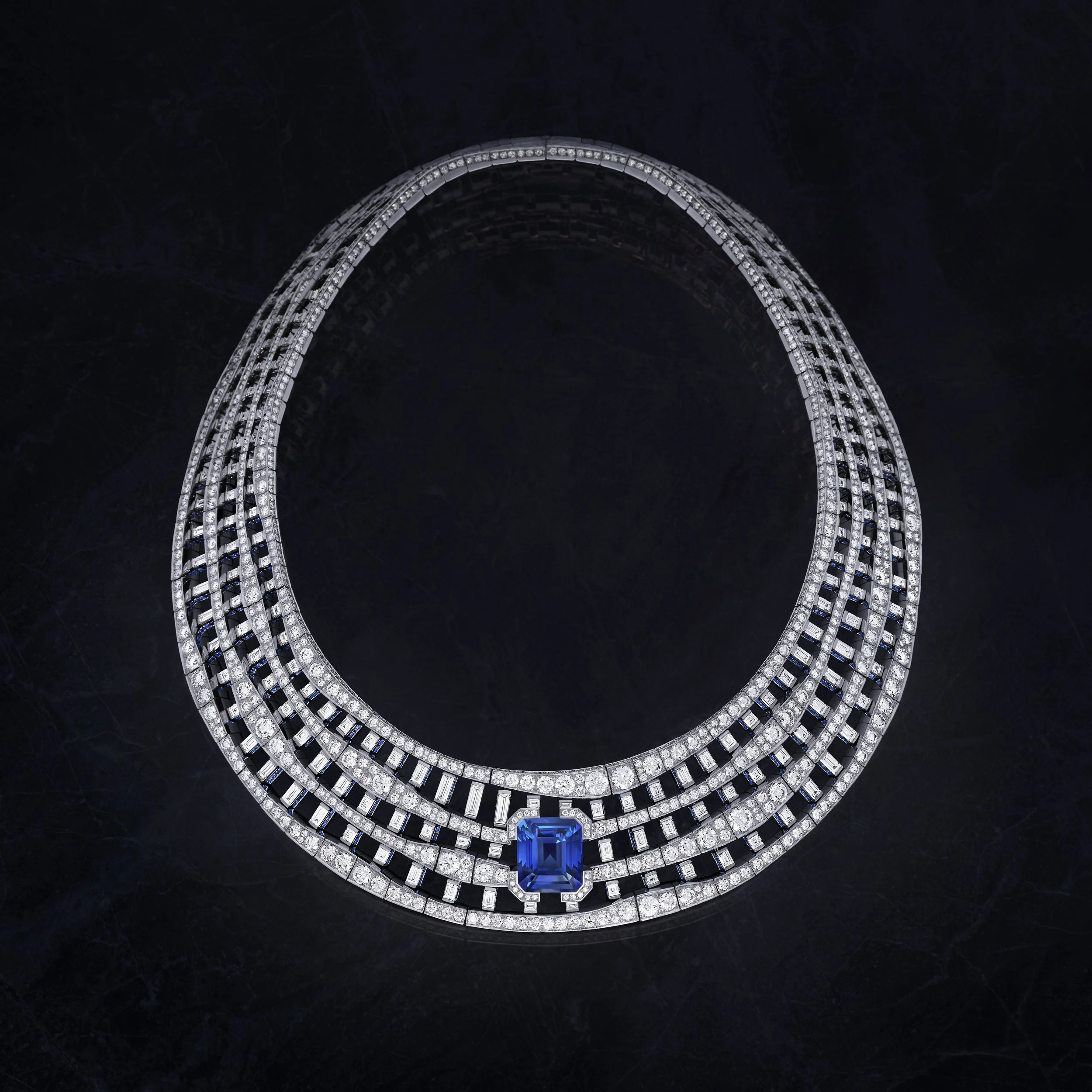 PRO00003887_230125_Bucherer_02_Necklace_Black_F3B.jpg