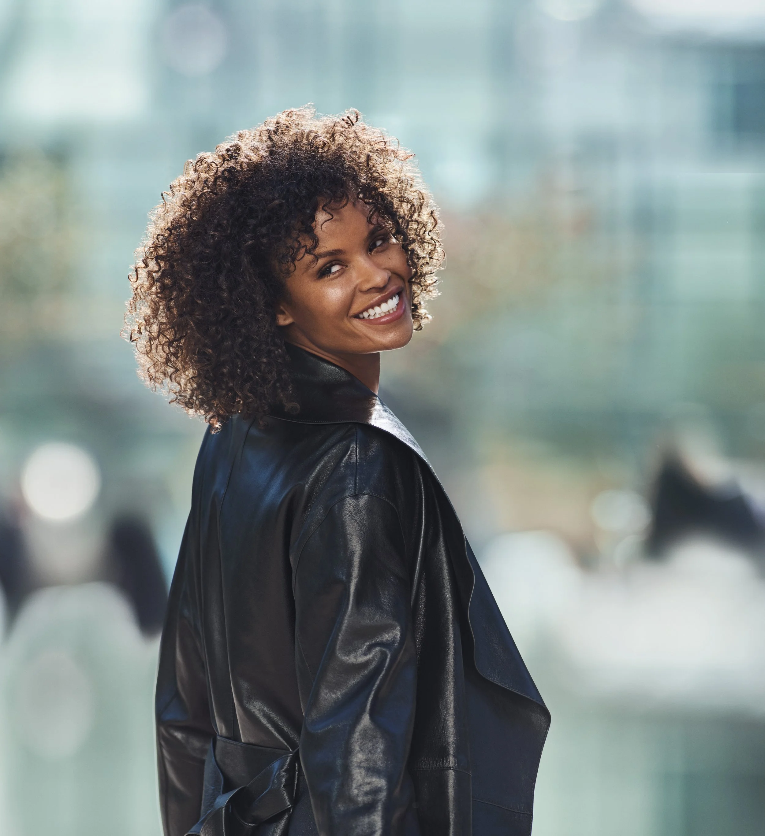  John Frieda Dream Curls  TVC UK &amp; Europe, Online, Social and In-Store Photography: Dan Martensen Spring Studios   