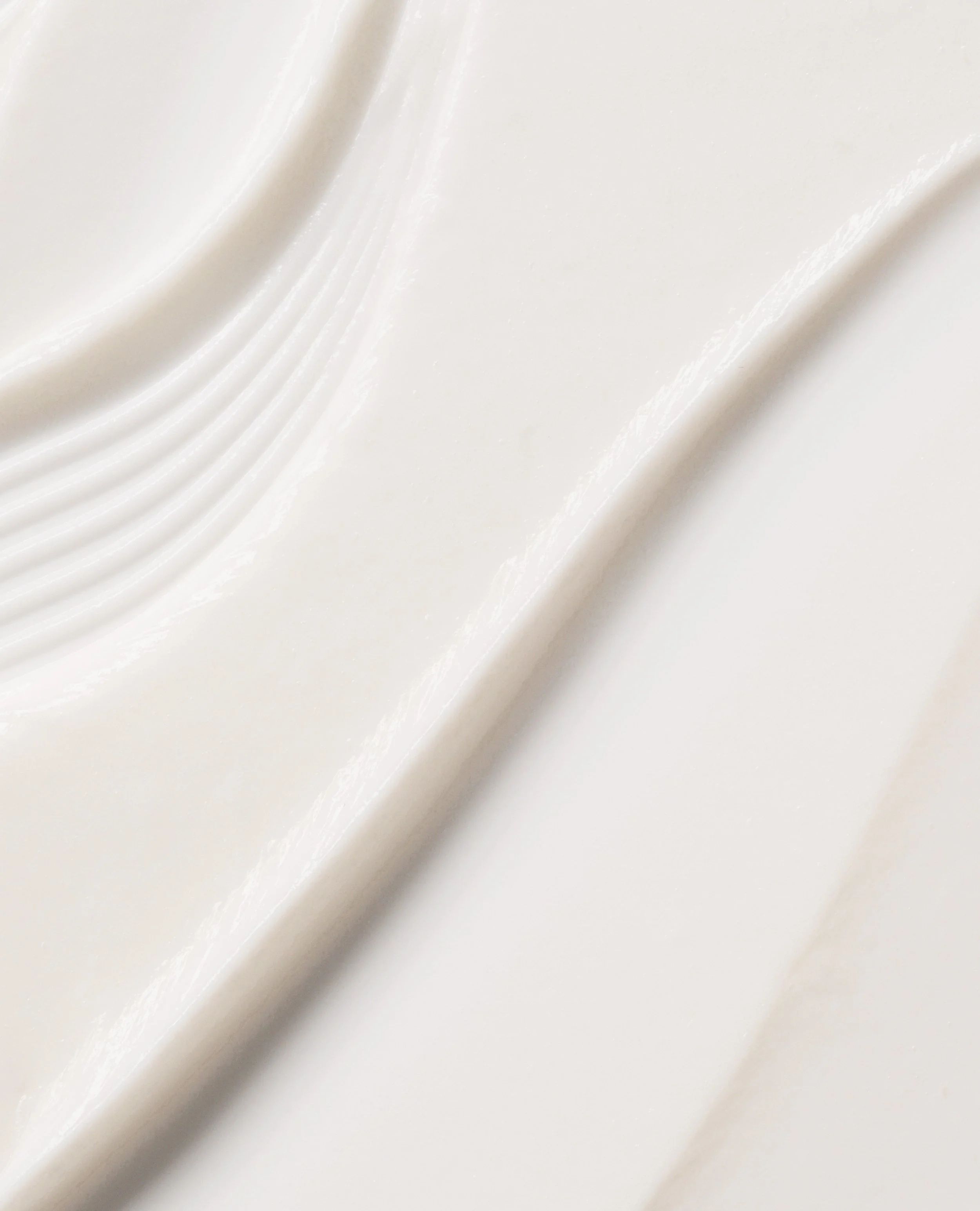 KS_MB2023_Specialist_TextureShot_CurlBalm_CloseUp.jpg