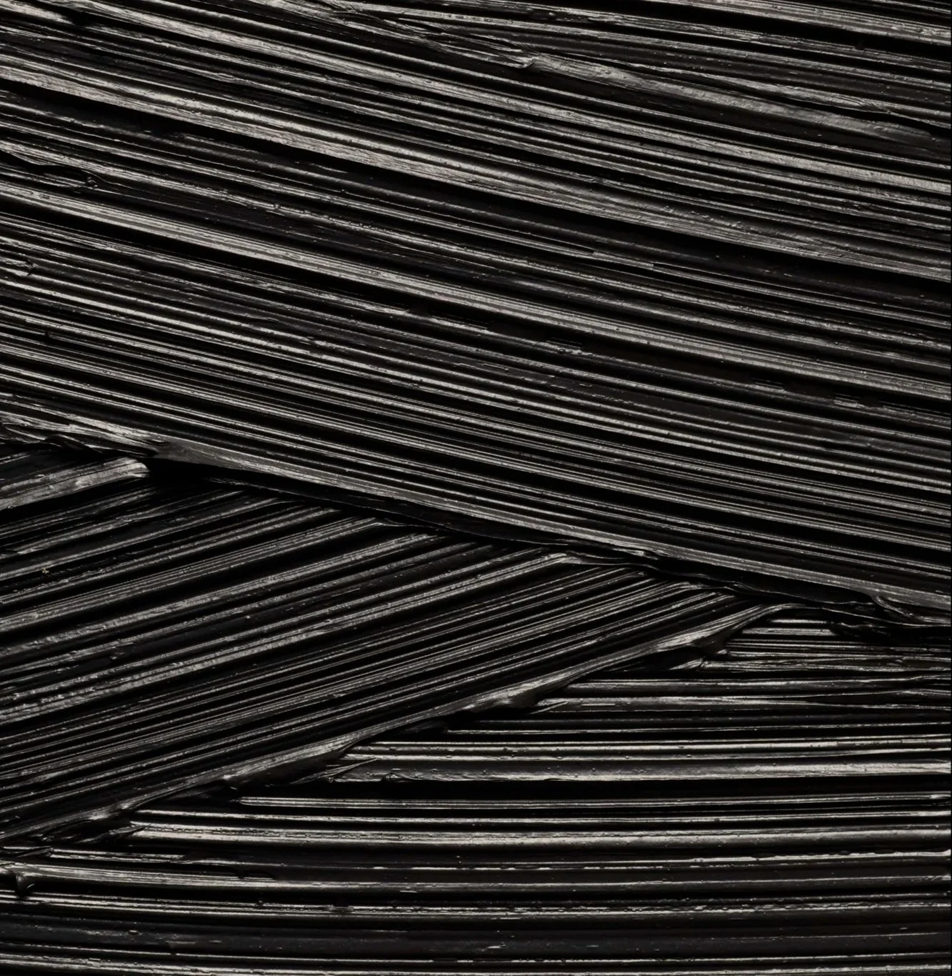 GA_2021_S05_MASCARA_TEXTURE_071021_001_F1B.jpg