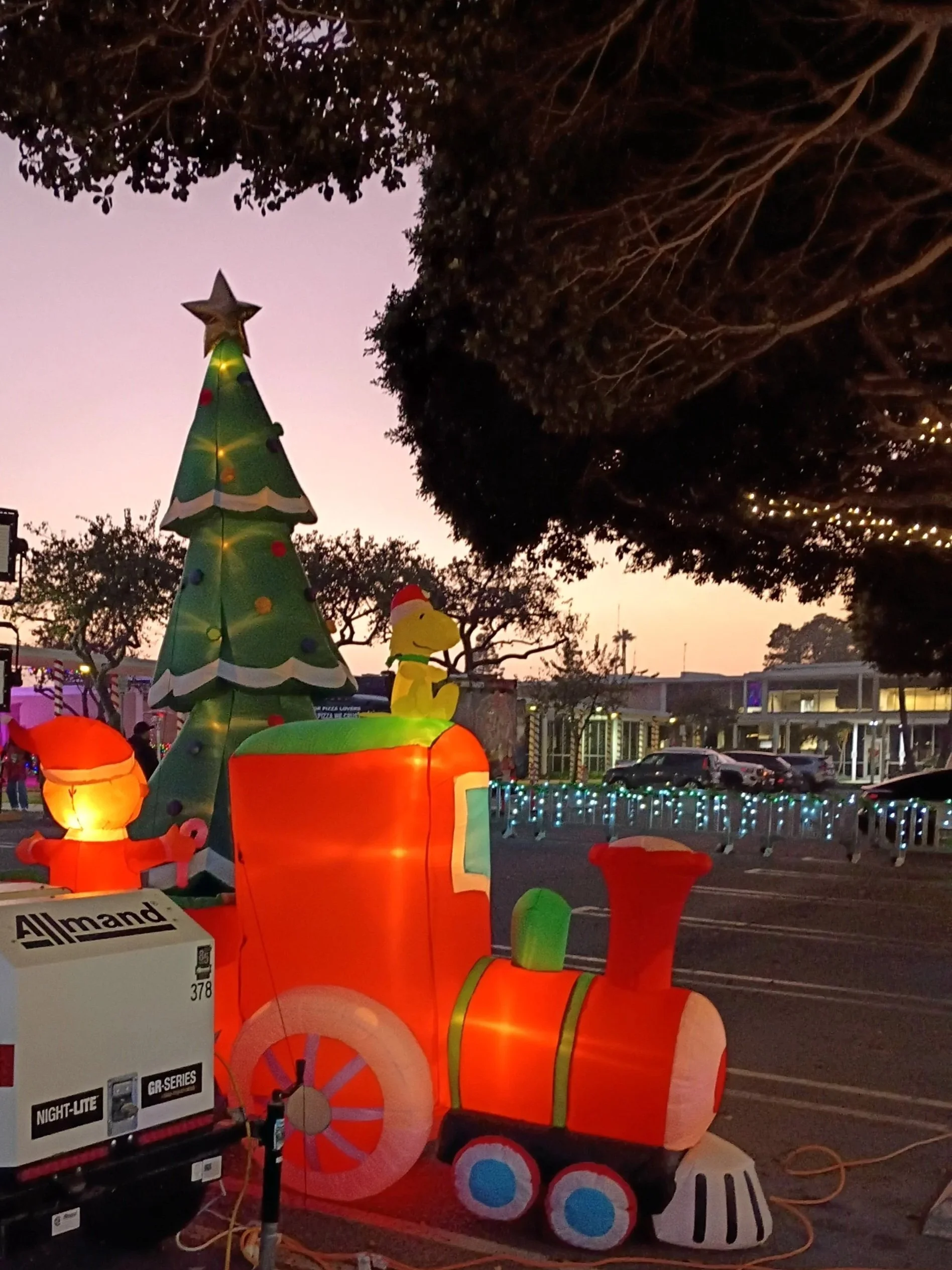 逛日本超市 参观Snoopy House
