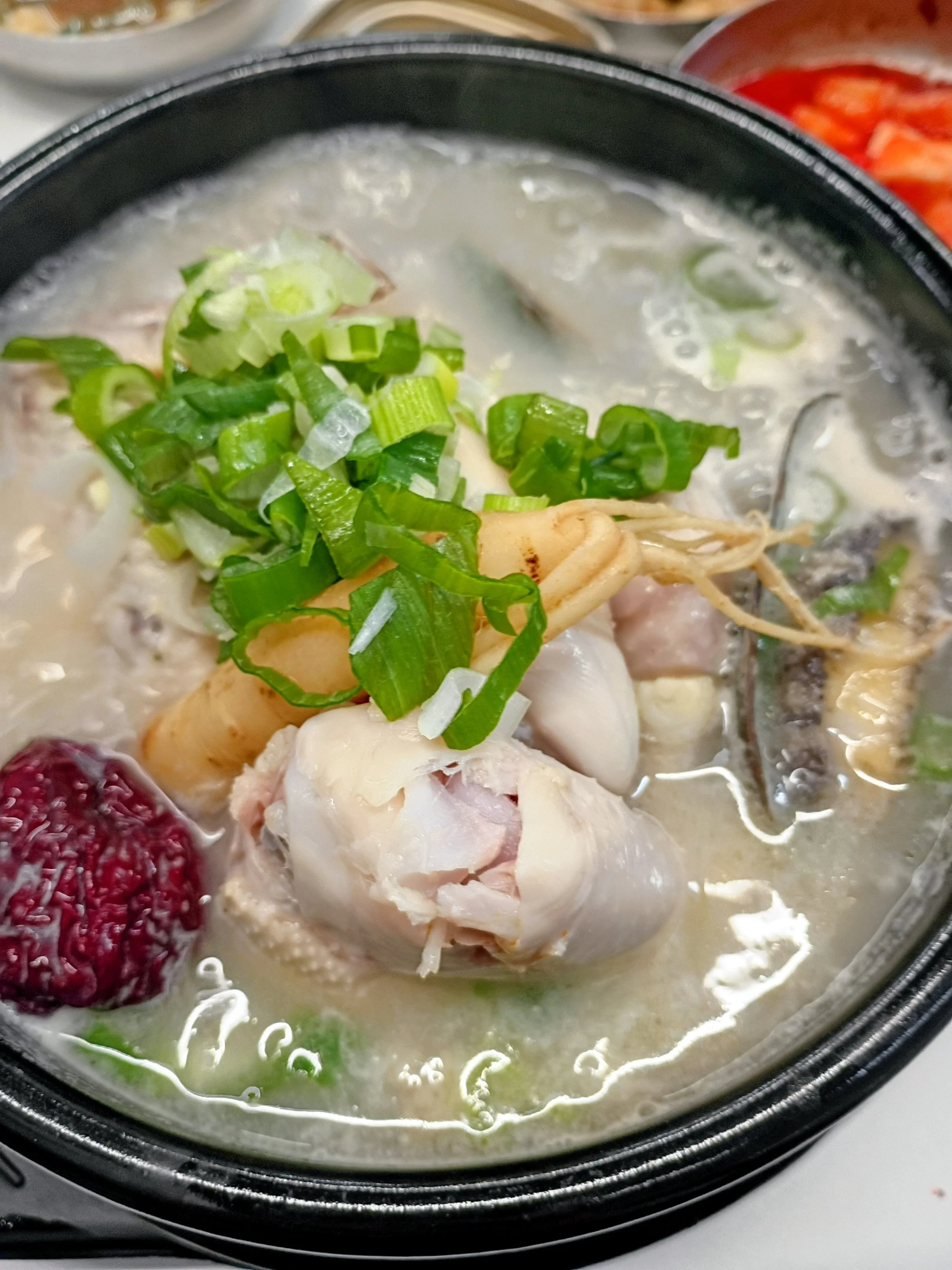 周末 喝参鸡汤了解游戏红色沙漠与大侠立志传