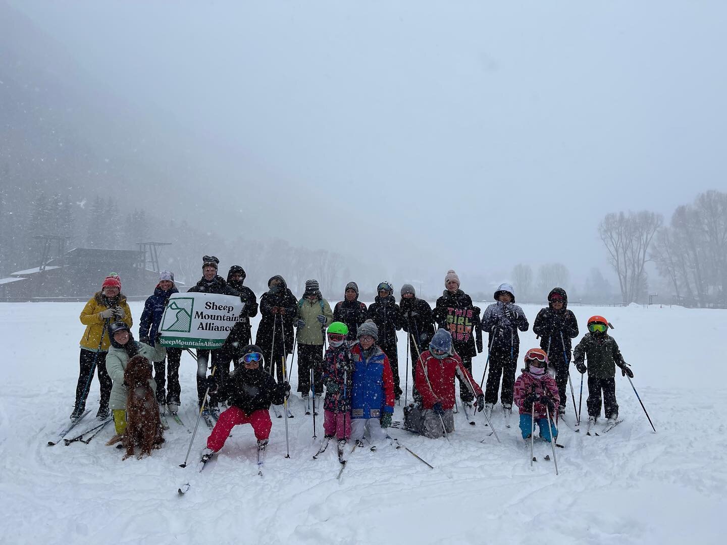 We had so much fun cross country skiing in the snow on Sunday. Thanks to everyone who attended, to @telluridelibrary and to @tchn_co and of course to Telluride Nordic Association for providing free rental equipment!

&hellip;
Nos divertimos mucho esq