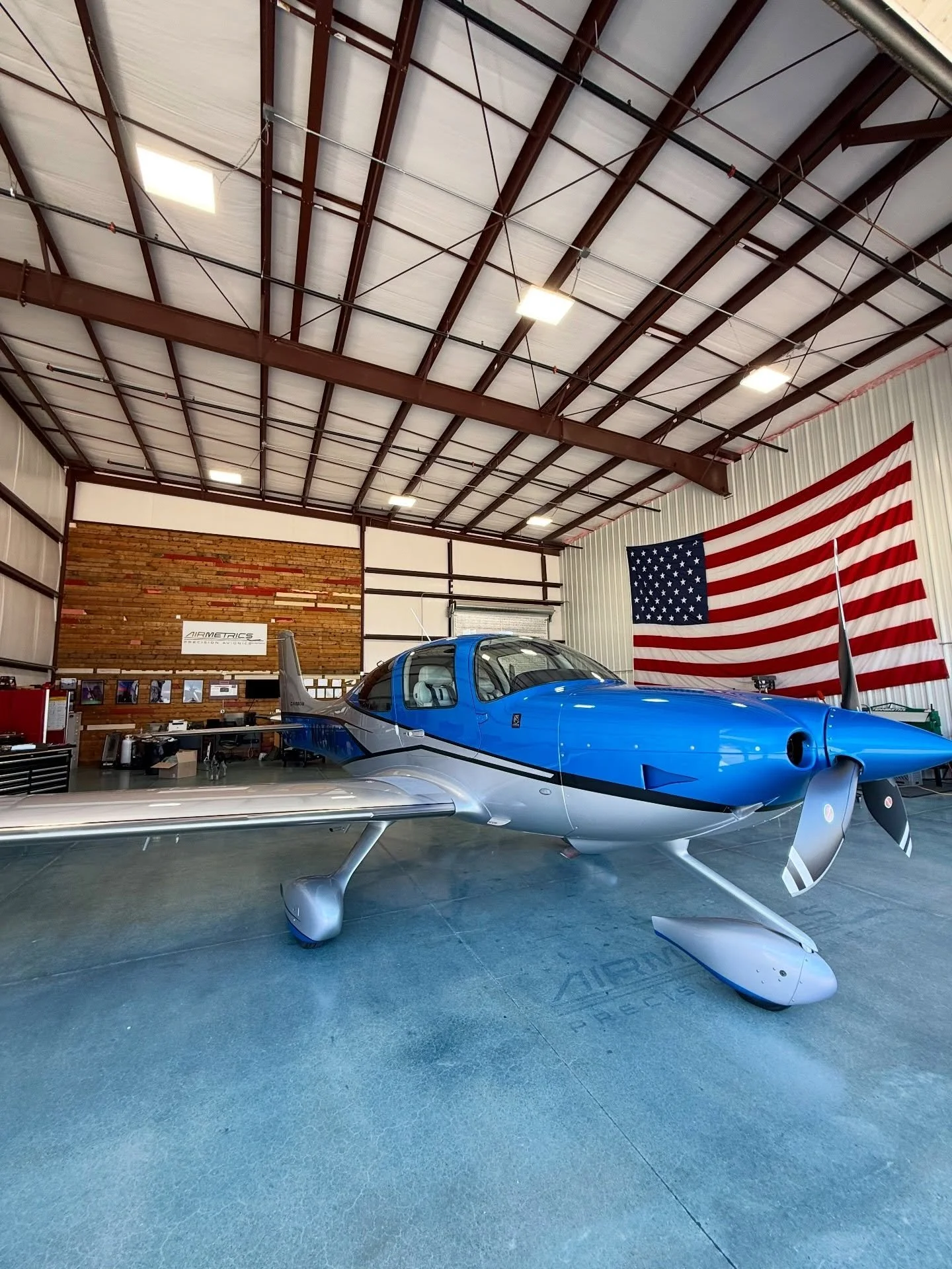 Fixing some G1000 Gremlins on this #cirrus for SR22T Tuesdays&hellip;. Is there anything better than all those green PASS marks after re-configuring the G1000 for two hours? 😍 

#aircraft #aviation #avionics #cirrussr22