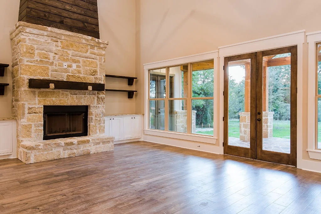 03-FamilyRoom-2760(1280x853).jpg