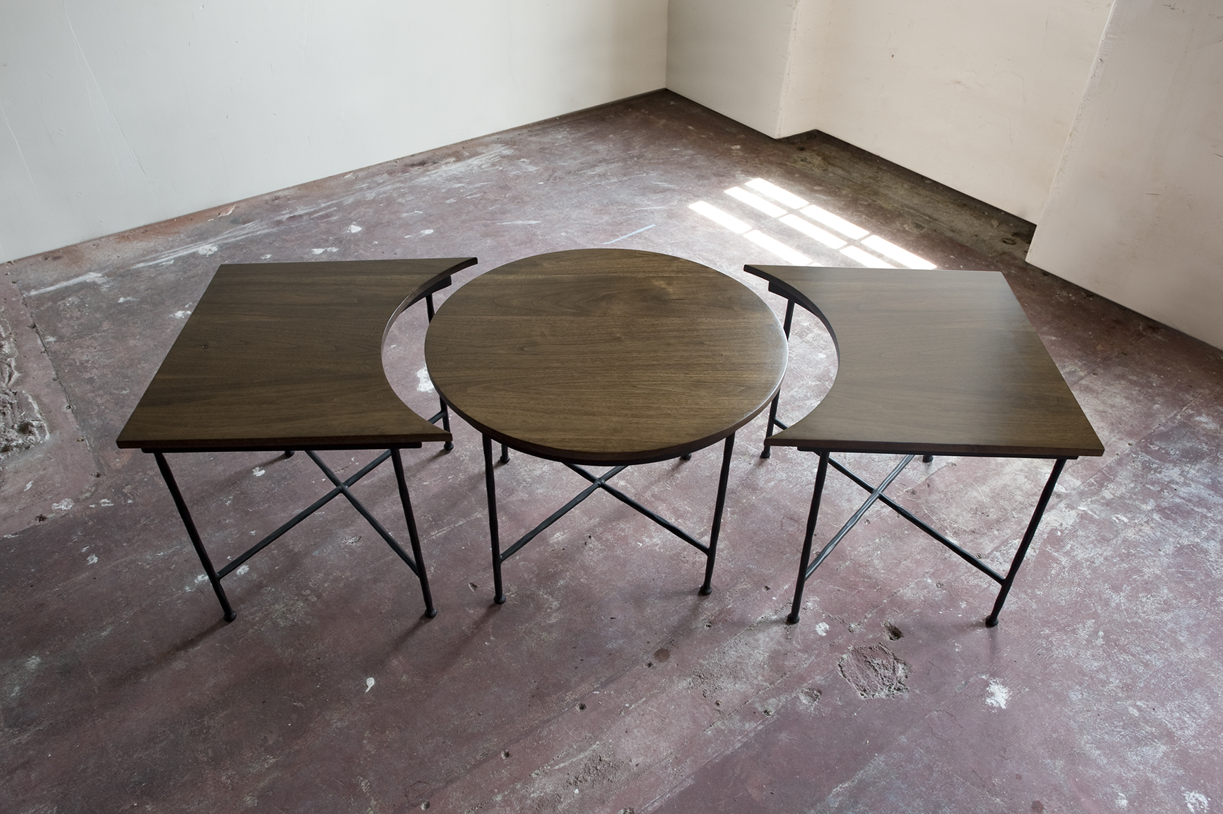 Giovanni Convertible Table