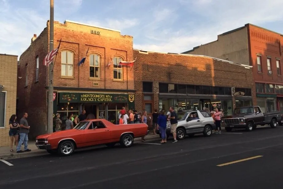 Montgomery Roll-In June