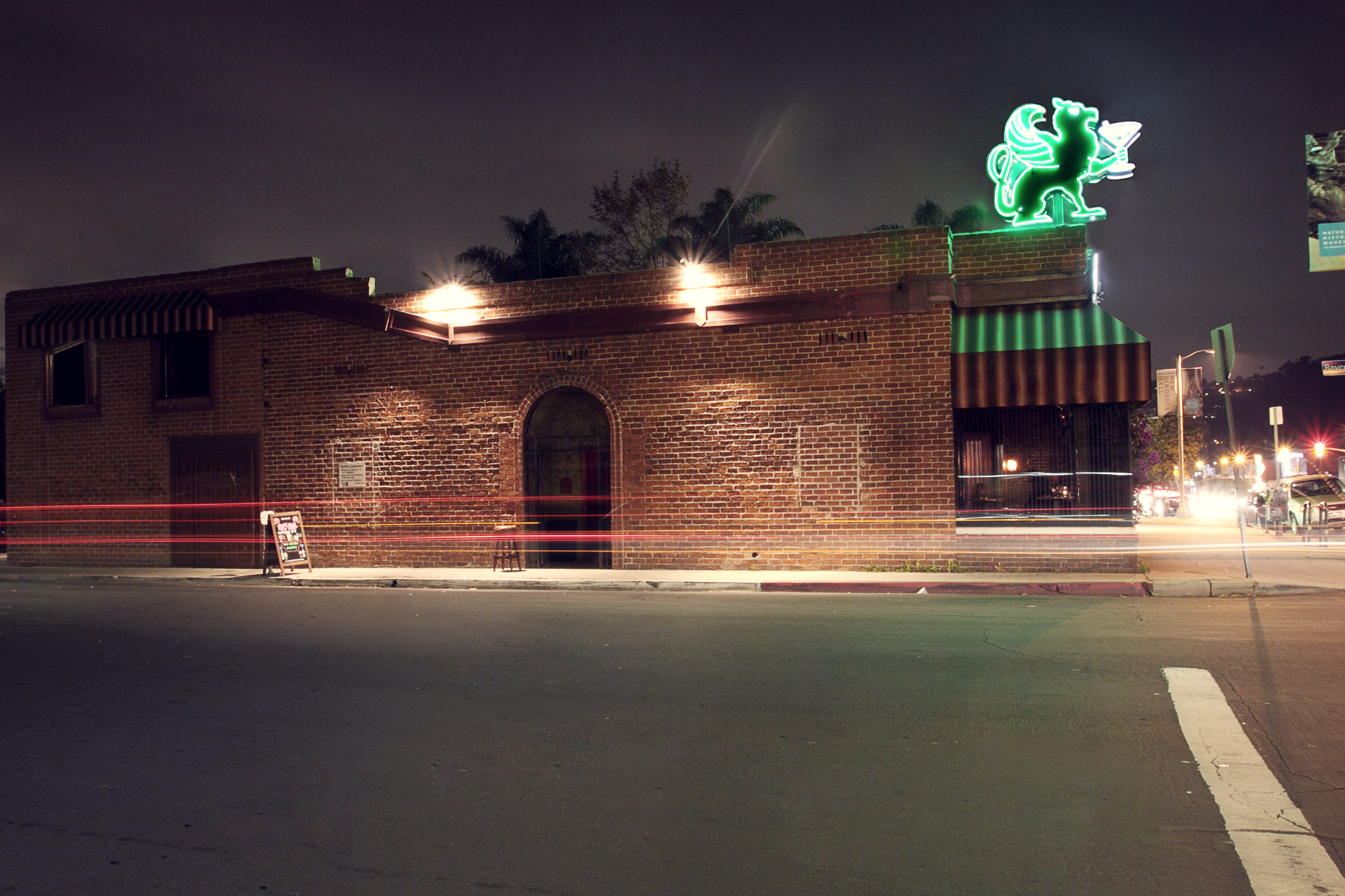 The Griffin Bar in Los Angeles