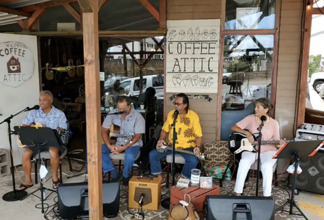 Kikakila with Geri Valdriz @ Maui Coffee Attic 