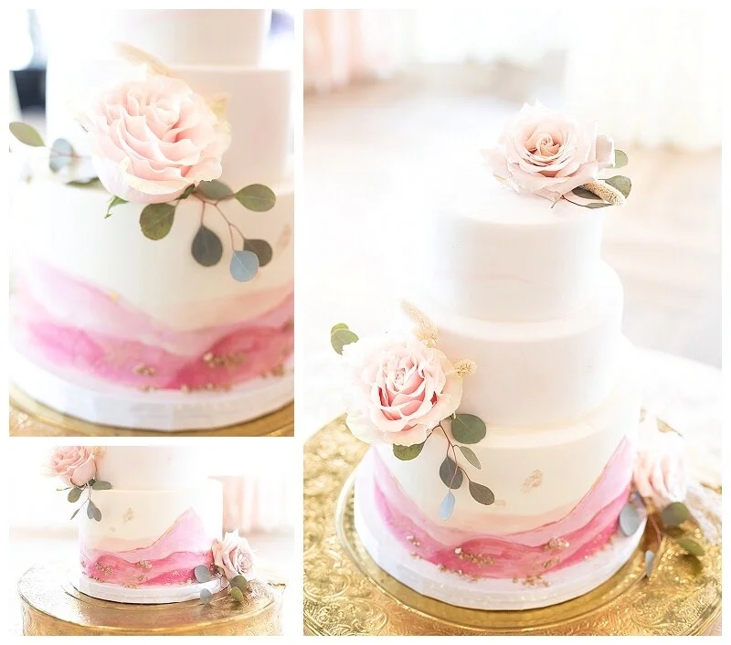 Cake: Little Sweets Cake Design    |    Florals: Hignight’s Florist    |    Photos: QC Wed Me