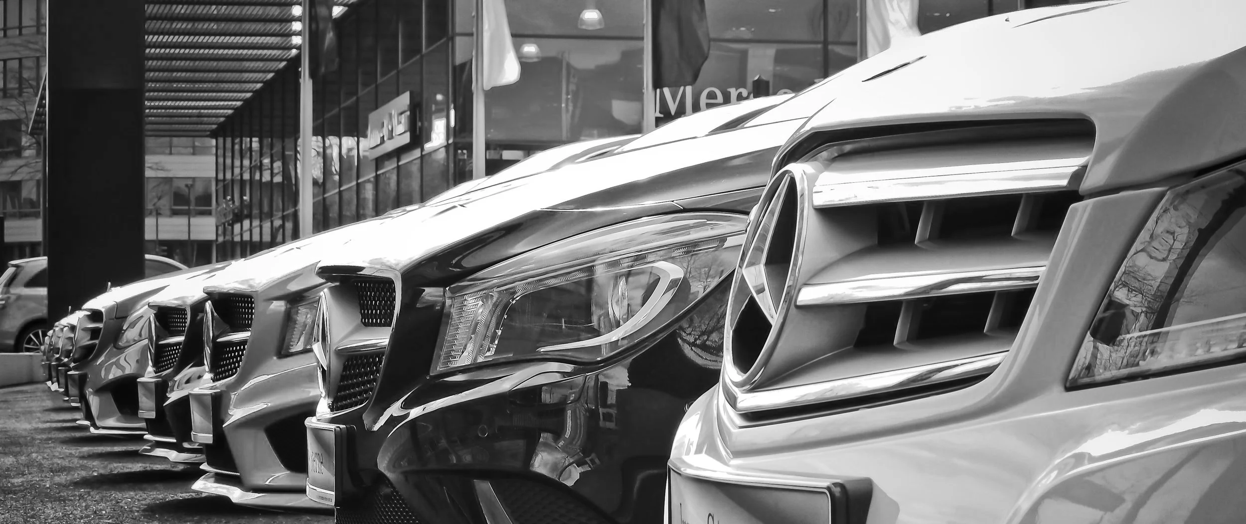 asphalt-auto-automobile-164634.jpg