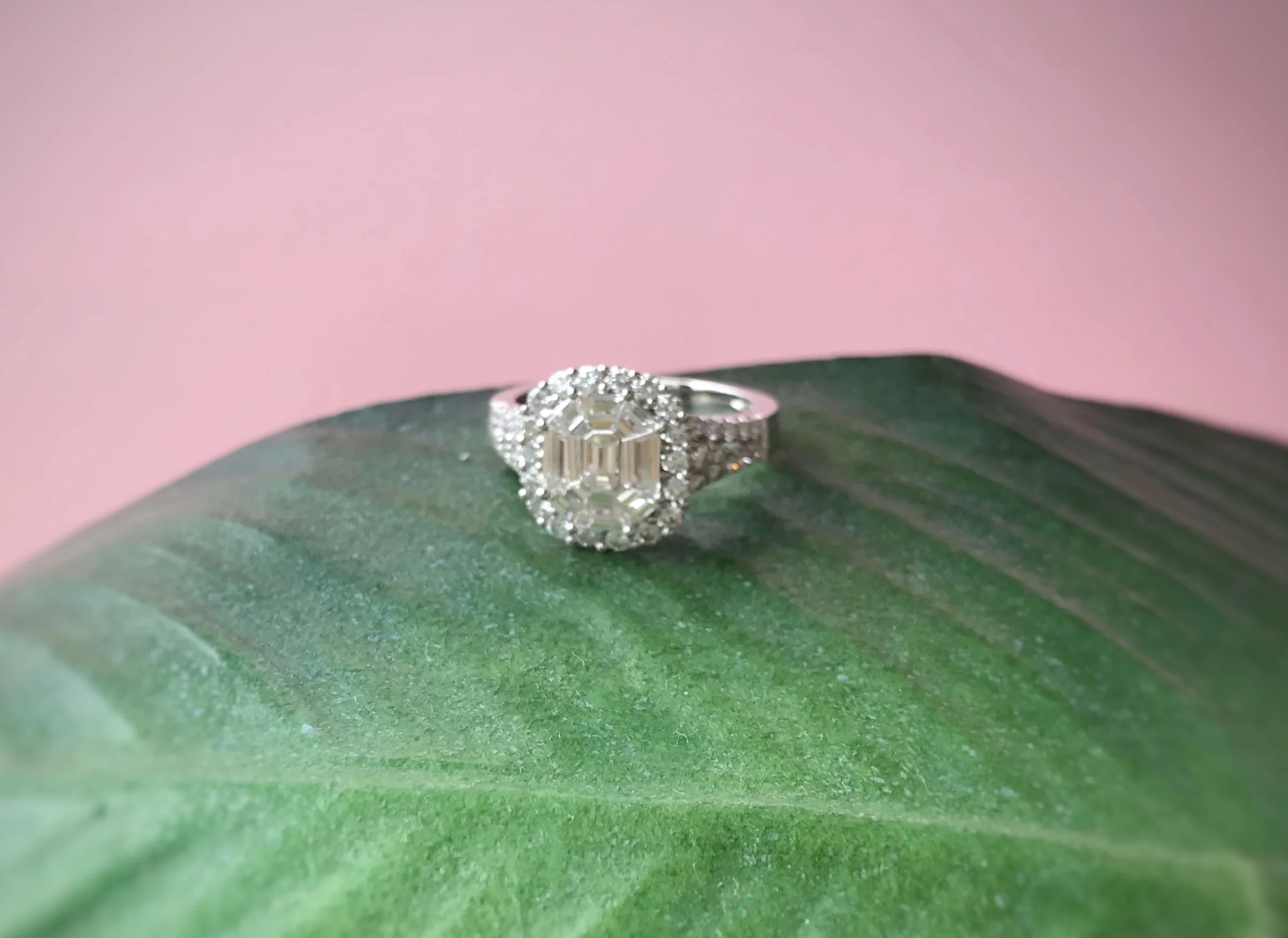 White gold diamond ring