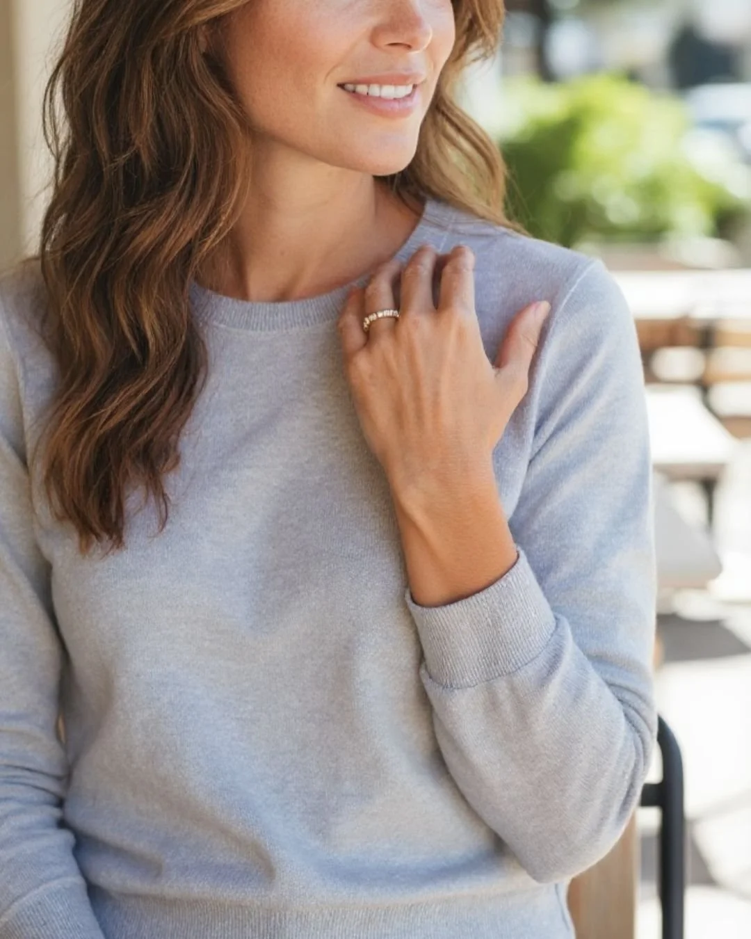 Simple, everyday luxury. Princess-cut geometry in 18K gold &mdash; calm, modern, effortless.
An eternity ring made to be seen from every angle. #TheSocietyHK #18KGold #PrincessCut #EternityRing #DiamondRing #QuietLuxury #ModernHeirloom #EverydayLuxur