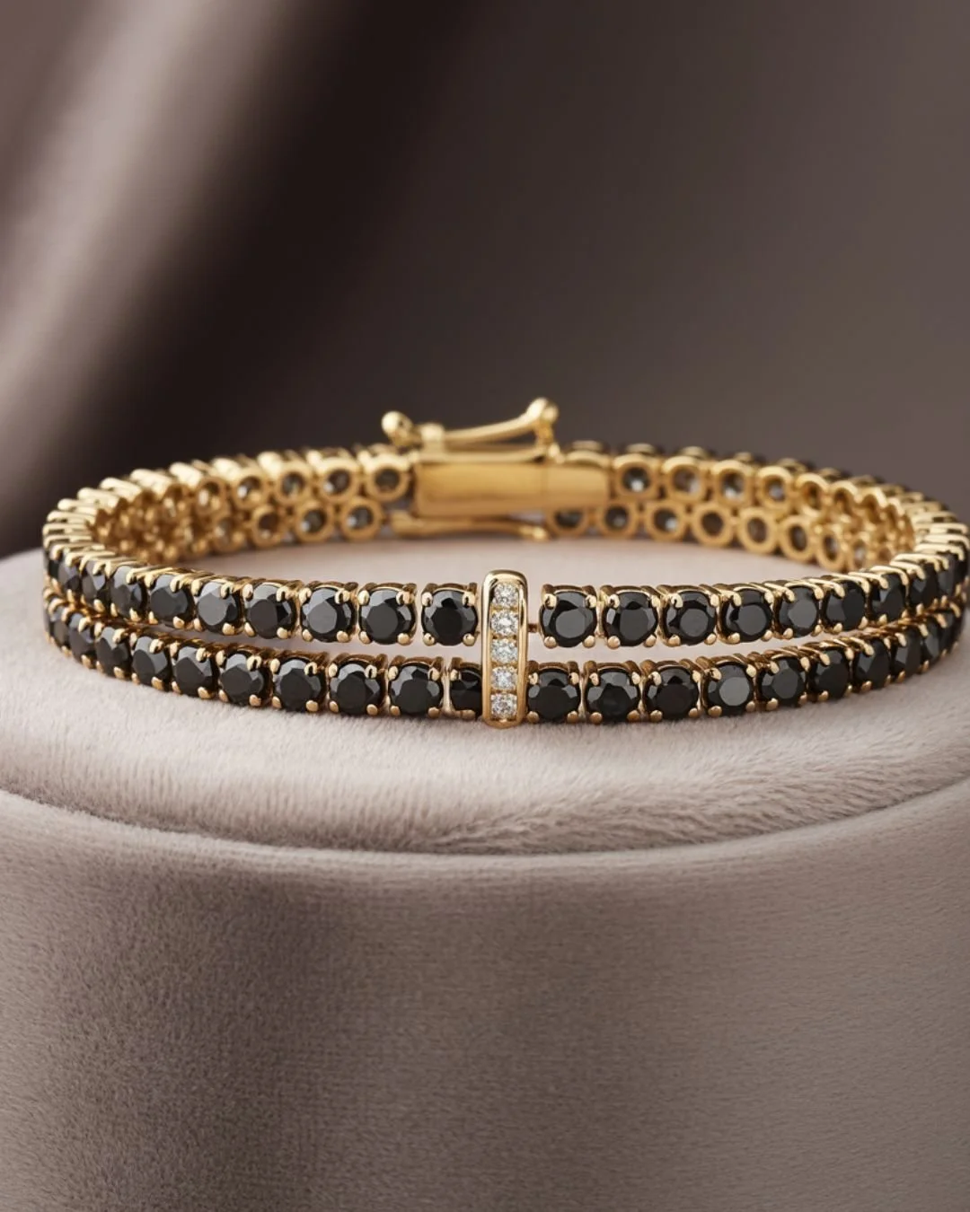 Black Saturday, Black Diamond Bracelet
18K gold, double-row tennis, double strength, double shine. Made to stand out in the quietest way.&rdquo; #PairUp #StrongCouple #TheSocietyHK #18KGold #YellowGold #BlackDiamonds #WhiteDiamonds #DoubleRowBracelet